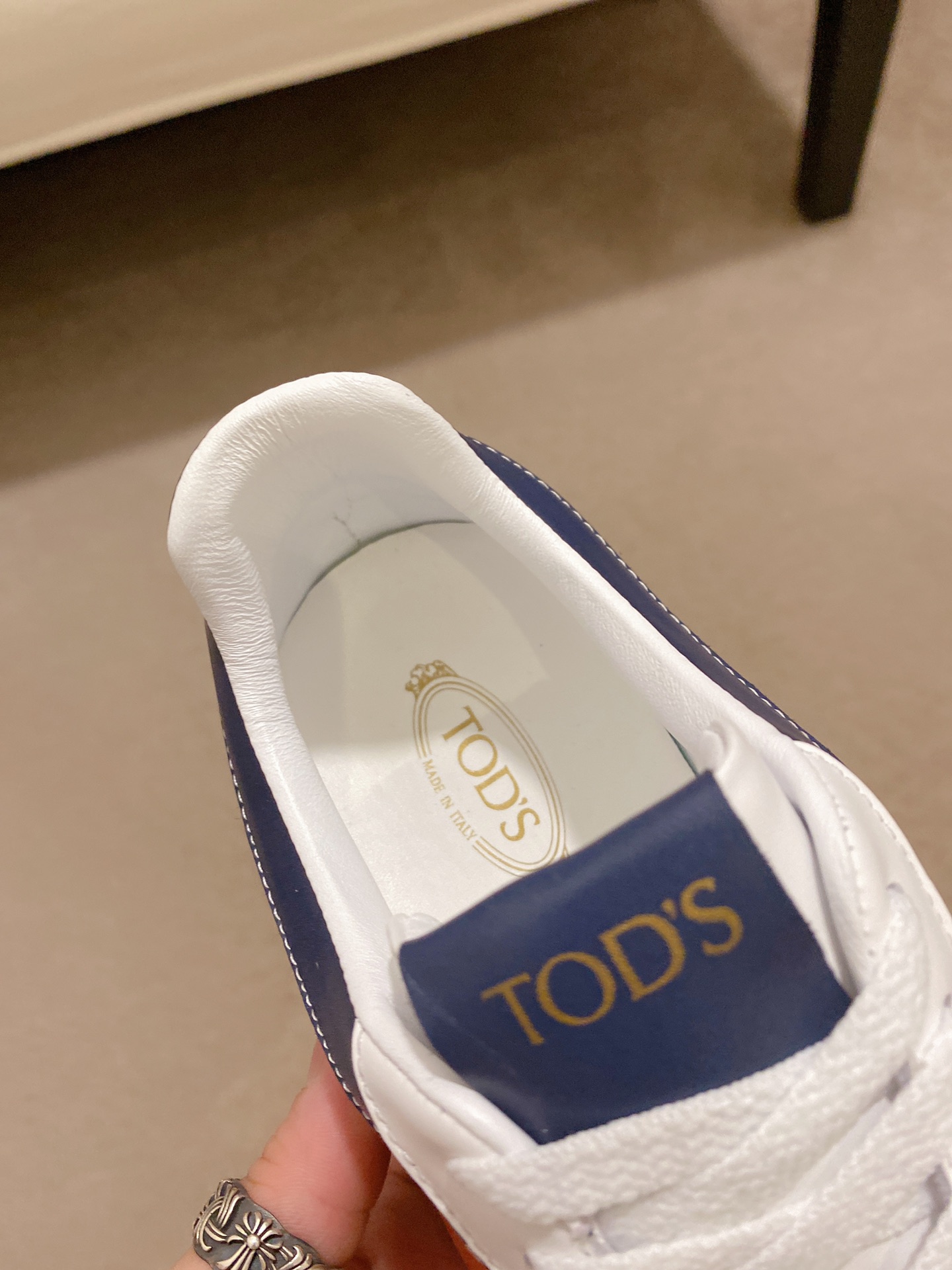 Precio de fábrica: 250Tods Tods zapatos para hombre contador de mercancías originales! Las mejores m