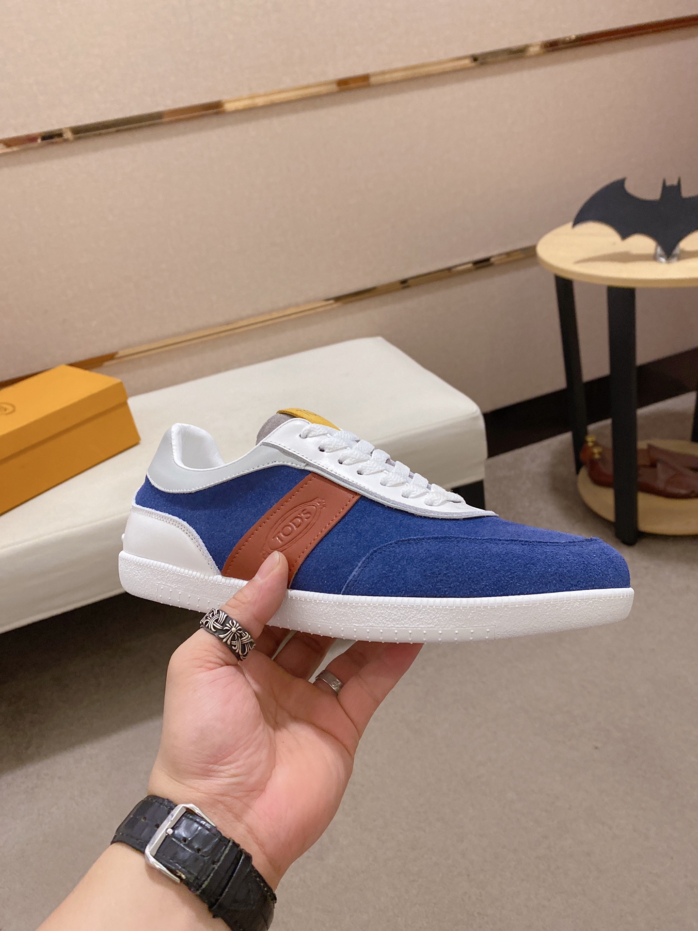 Precio de fábrica: 250Tods Tods zapatos para hombre contador de mercancías originales! Las mejores m
