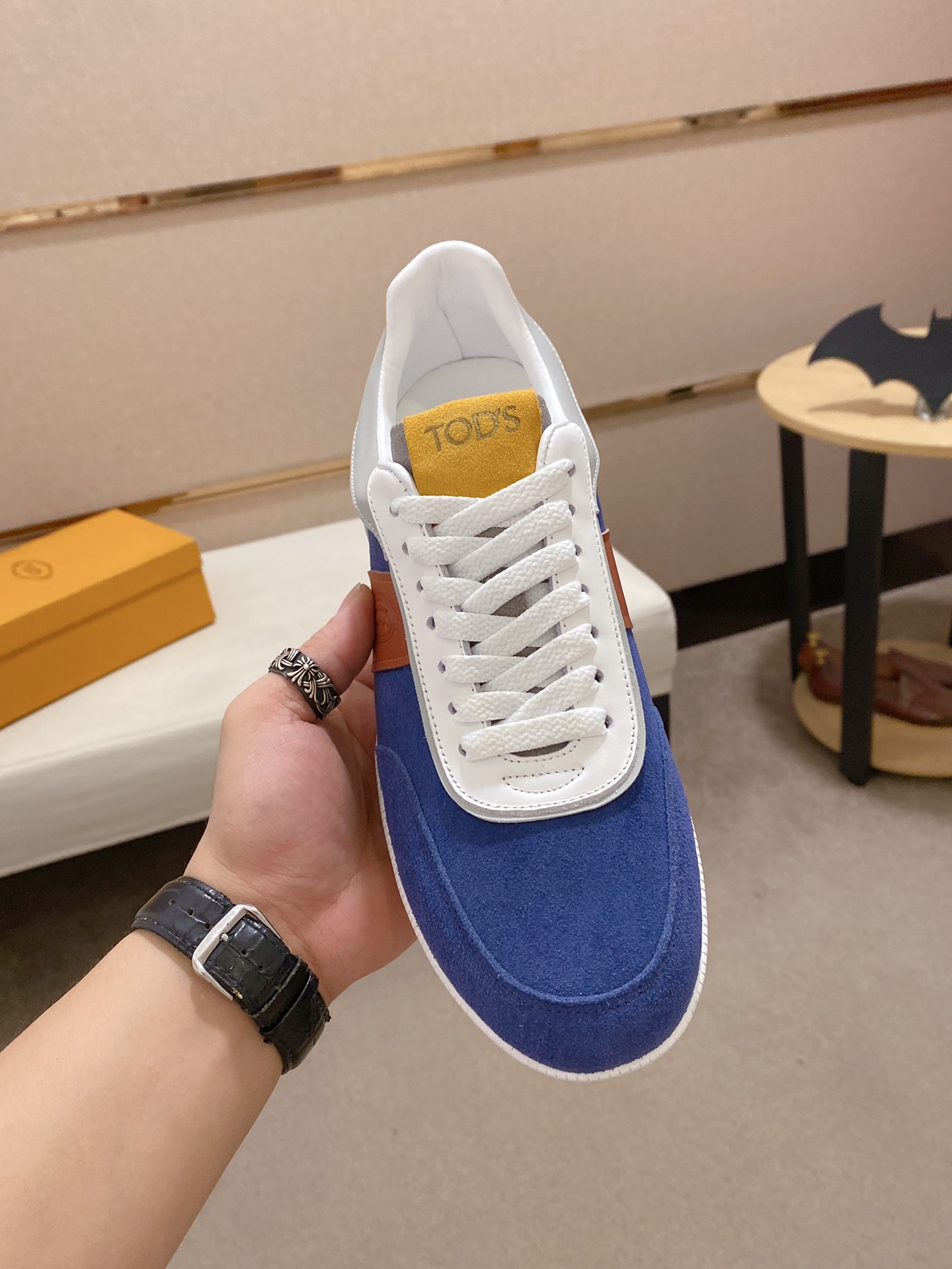 Precio de fábrica: 250Tods Tods zapatos para hombre contador de mercancías originales! Las mejores m