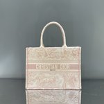 Dior Book Tote Tote Bags Designer 7 Star Replica
 Pink