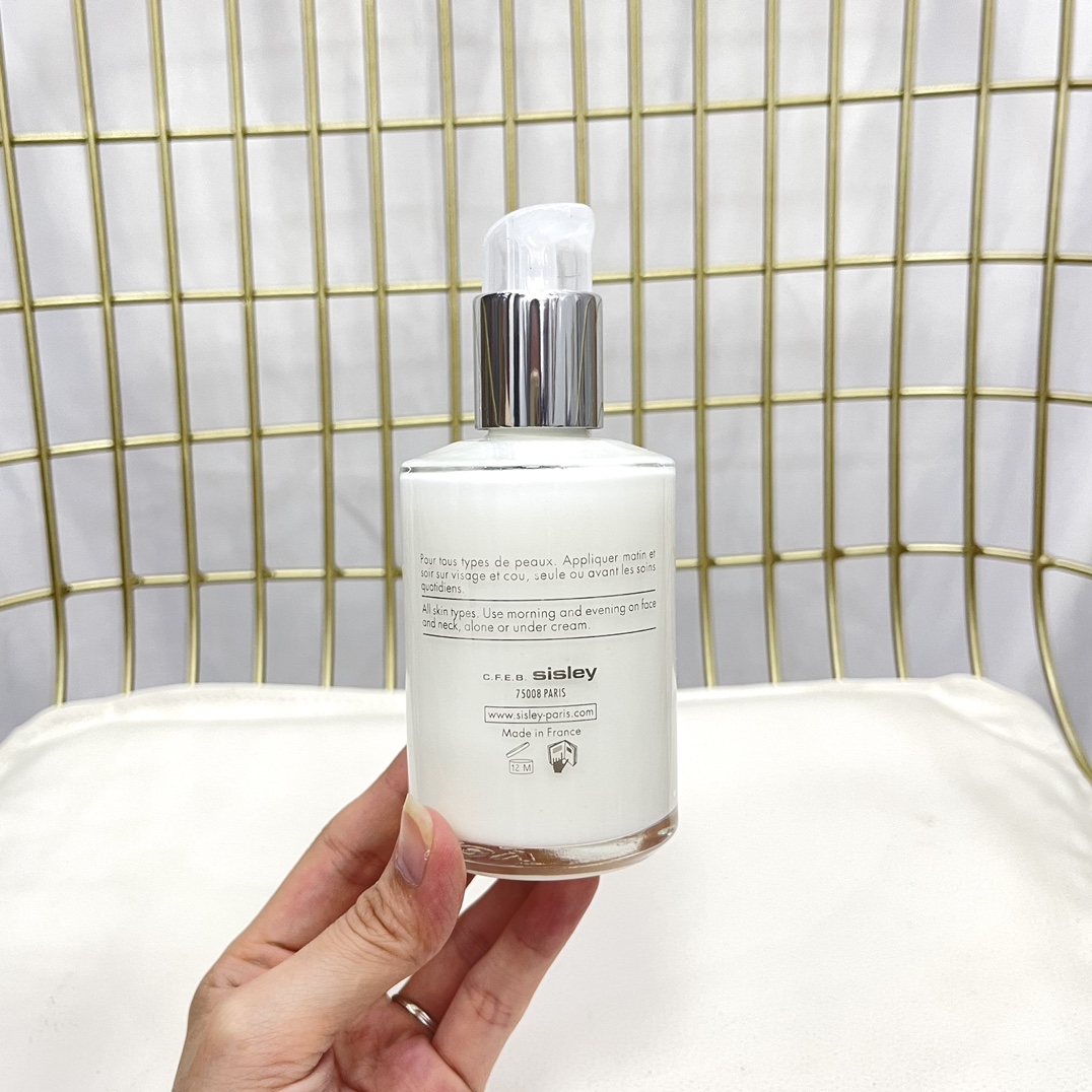 Sisley Ecological Compound Day and Night Emulsion - 125ml for All Skin Types 5 i1629700023 9441 3
