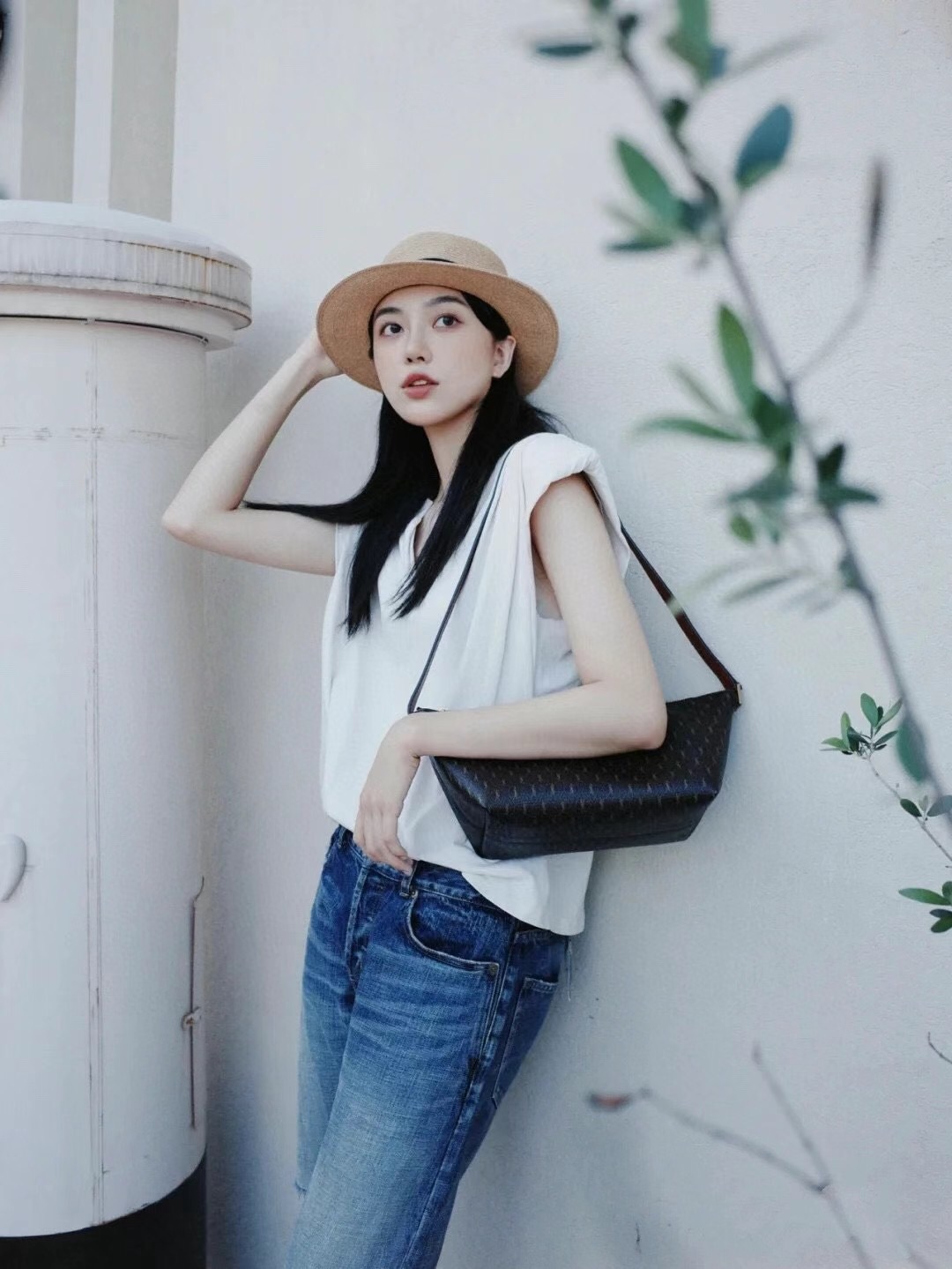 其经典的复古老花设计 做为Y家忠爱粉的你又怎能错过