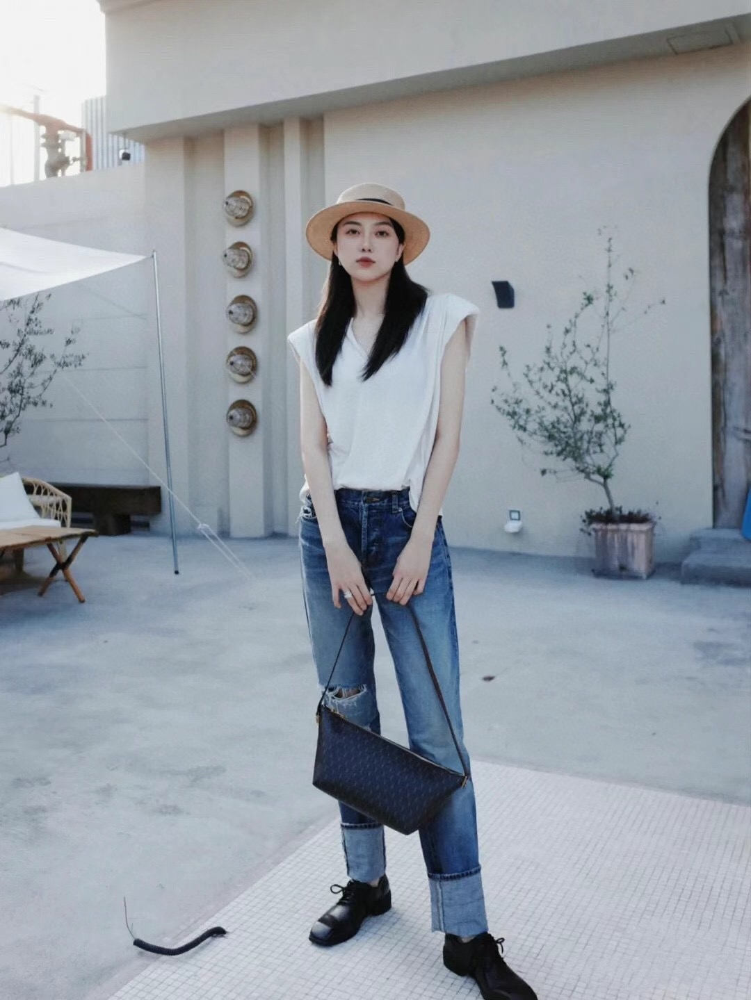 其经典的复古老花设计 做为Y家忠爱粉的你又怎能错过