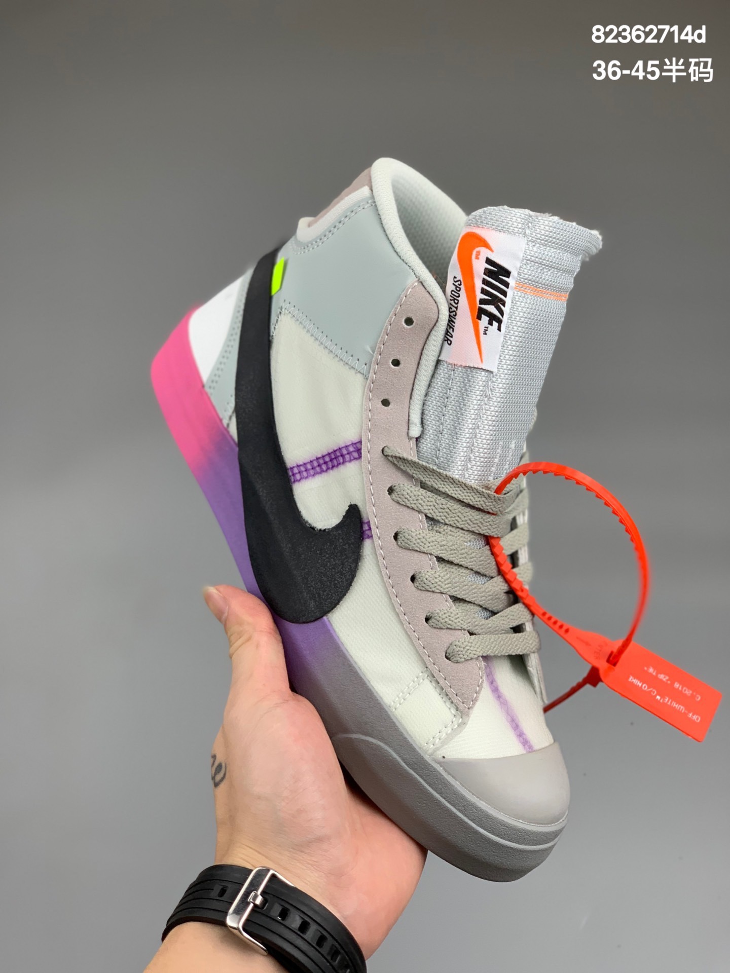 
真标主题限定，VIRGIL ABLOH设计师独立品牌Off-White x Nike Blazer Mid 开拓者经典中帮百搭硫化休闲运动板鞋
官方货号：AA3832
尺码：36 36.5 37.5 38 38.5 39 40 40.5 41 42 42.5 43 44 44.5 45
编码：82362714d