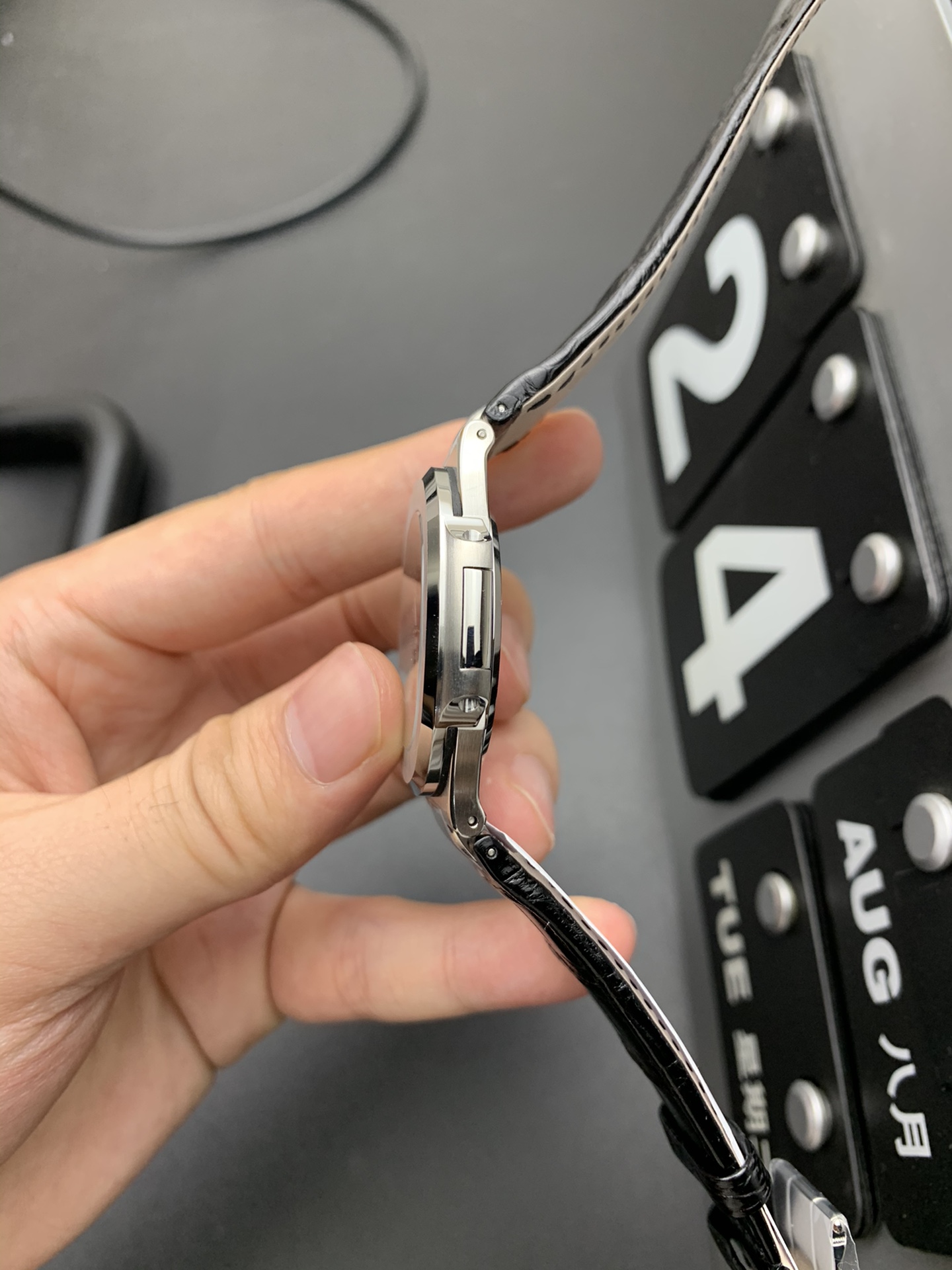 Lacoste 3K 鳄鱼皮鹦鹉螺