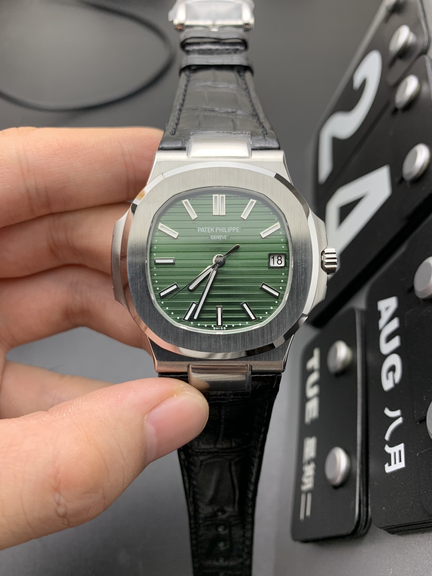 Lacoste 3K 鳄鱼皮鹦鹉螺