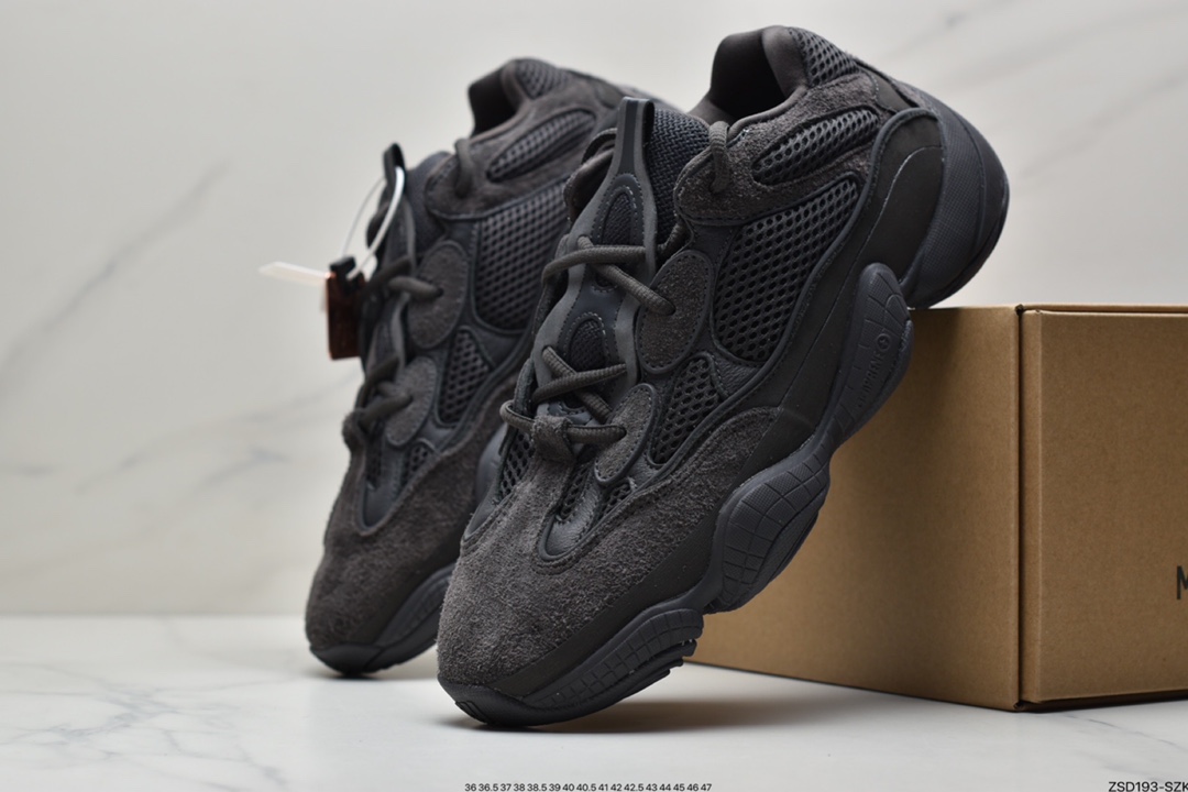 320  Yeezy 500 Desert Rat 纯黑配色 F36640