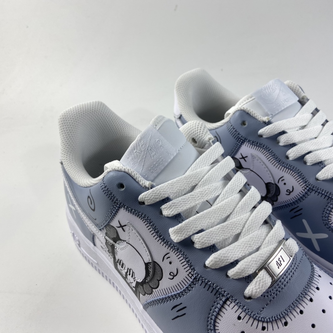 P260  Kaws x NIKE Air Force 1 Low 联名款空军一号低帮休闲板鞋 CW2288-111