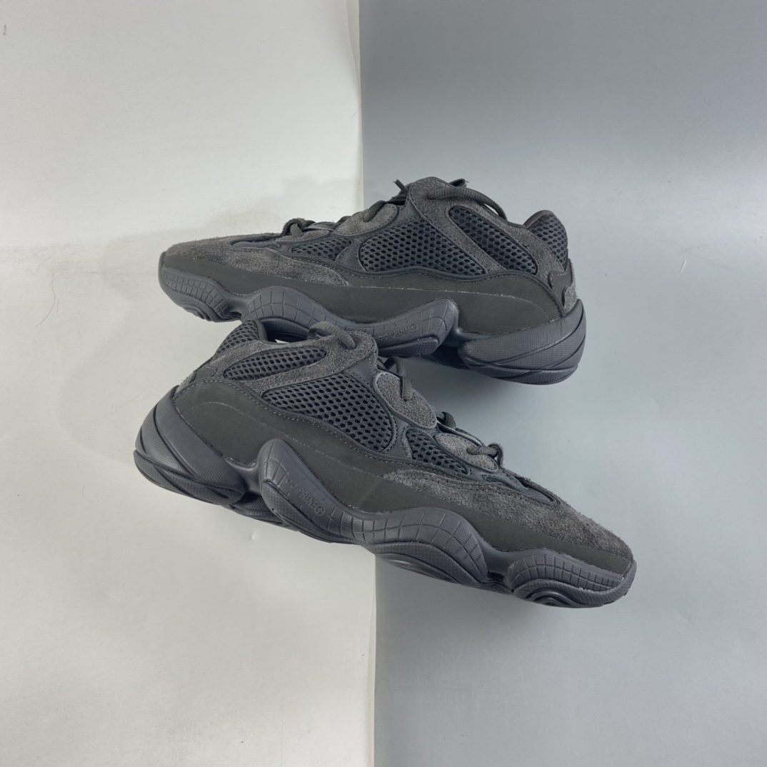 P320  AD  Yeezy 500 “Utility Black ” 碳灰  F36640