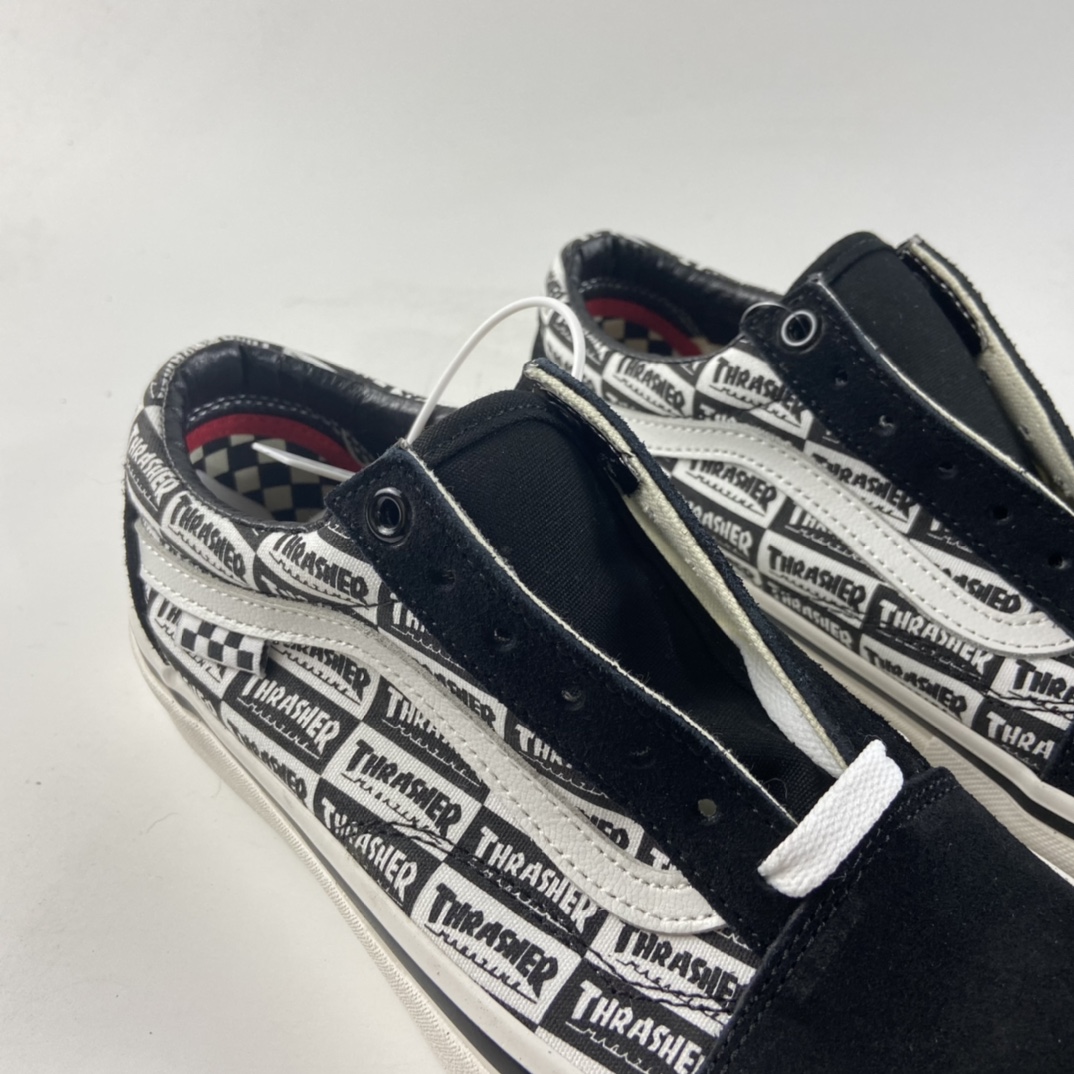 P150  VANS SKATE OLD SKOOL CUSTOMS × THRASHER 联名满印的黑白品牌logo标 VN0A5HYKBDI