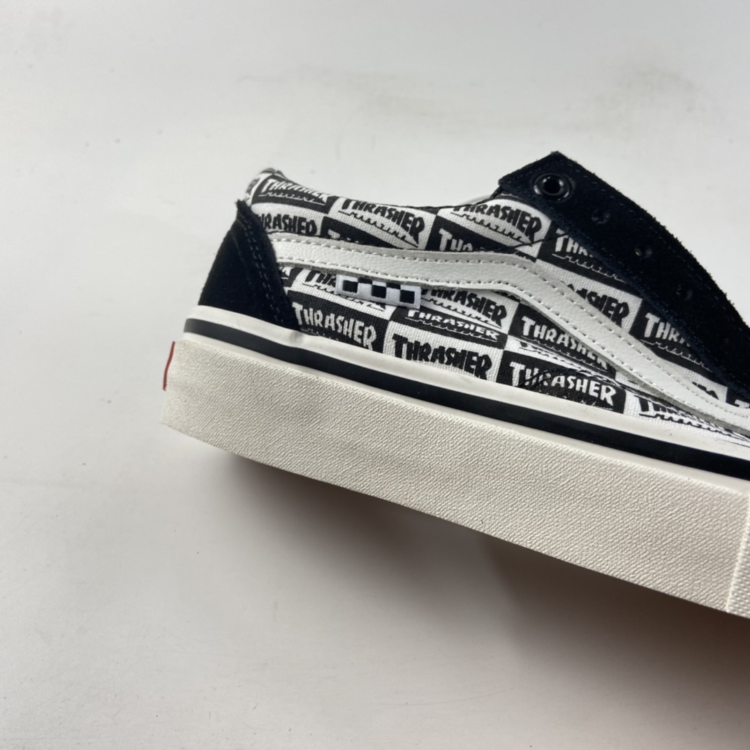 P150  VANS SKATE OLD SKOOL CUSTOMS × THRASHER 联名满印的黑白品牌logo标 VN0A5HYKBDI