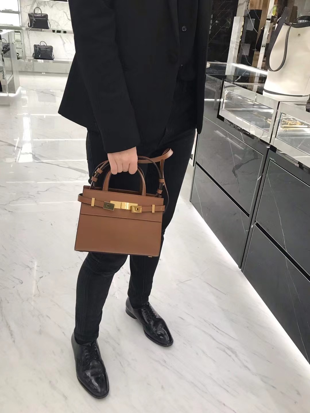 Ysl 𝑴𝑨𝑵𝑯𝑨𝑻𝑻𝑨𝑵 𝑵𝑨𝑵𝑶曼哈顿手提包 牙签纹棕色金扣593741