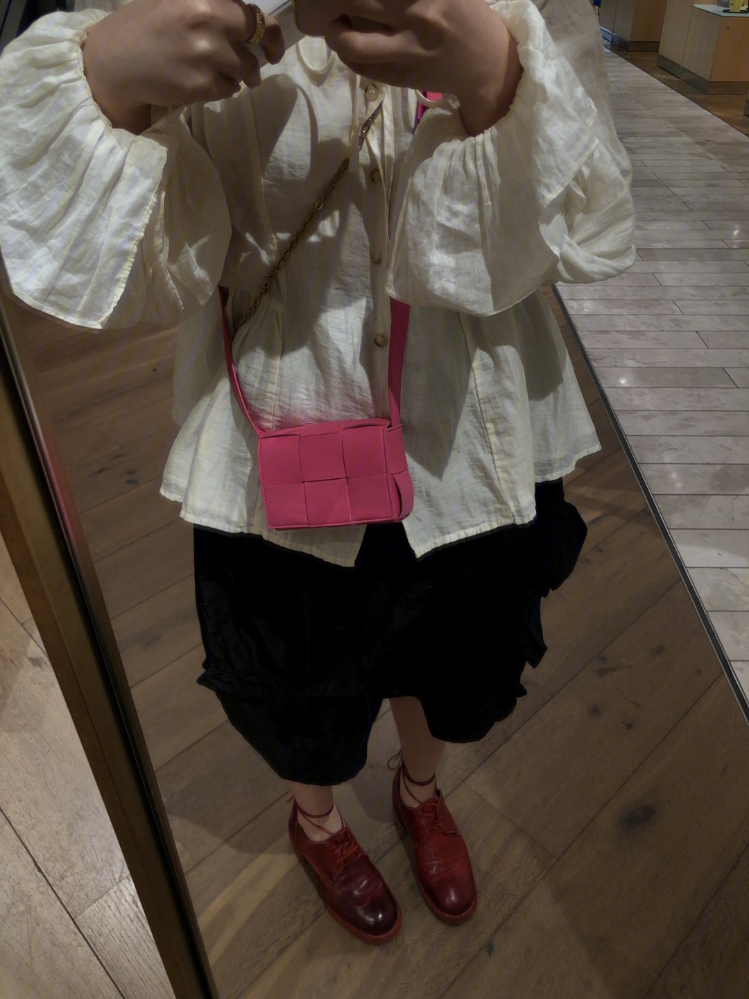 Bottega Veneta Mini Cassette 小包 666688羊皮粉红