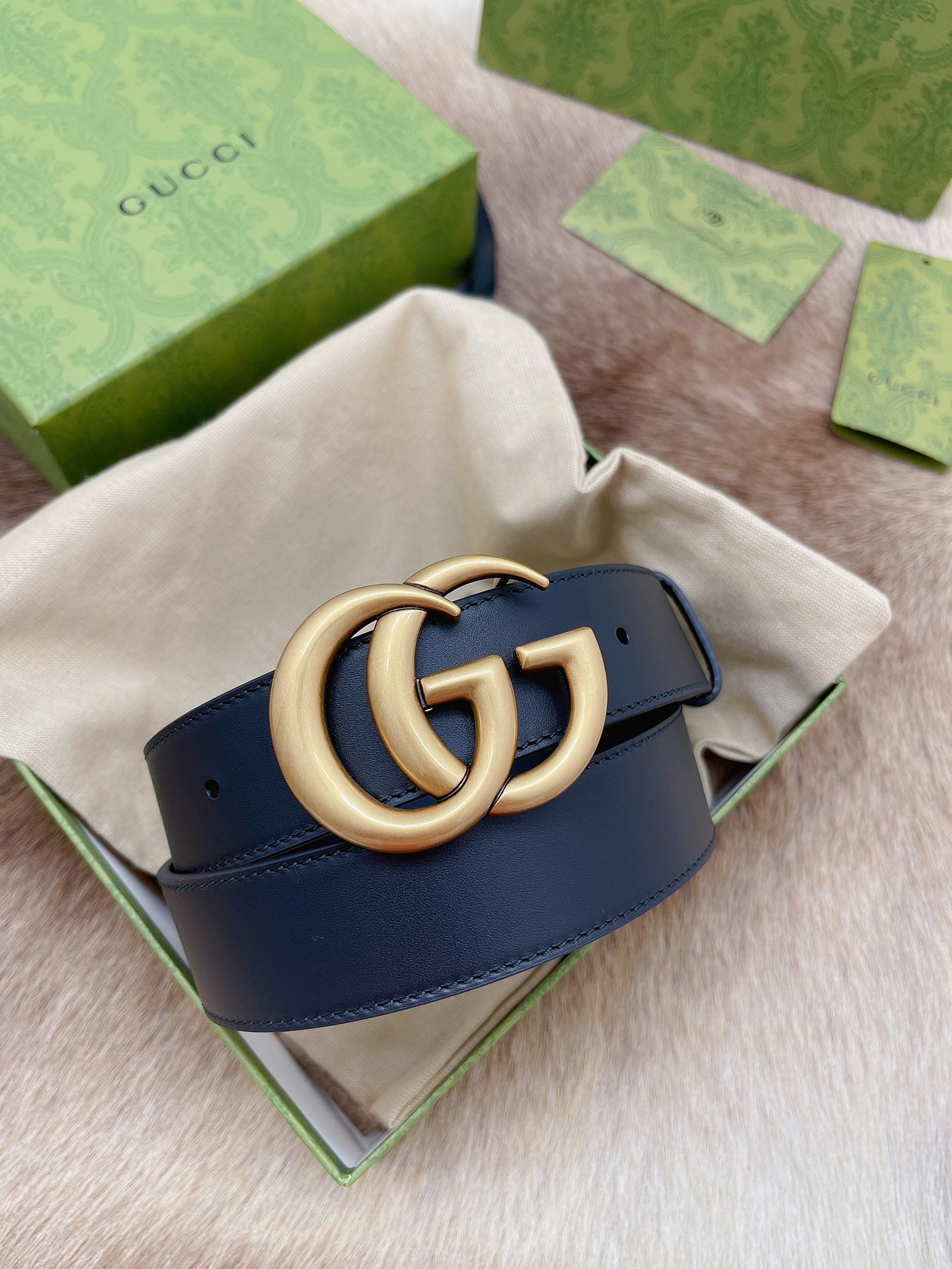G.ucci 双G专柜货 3.5cm 正版开模  贸易公司货出口意大利 百分百意大利原厂小牛皮 皮质细腻带原厂香味  正品五金经3层真空电镀 纯手工订制 原单品质 出入专柜毫无压力 高端商务休闲款 简约百搭 P160