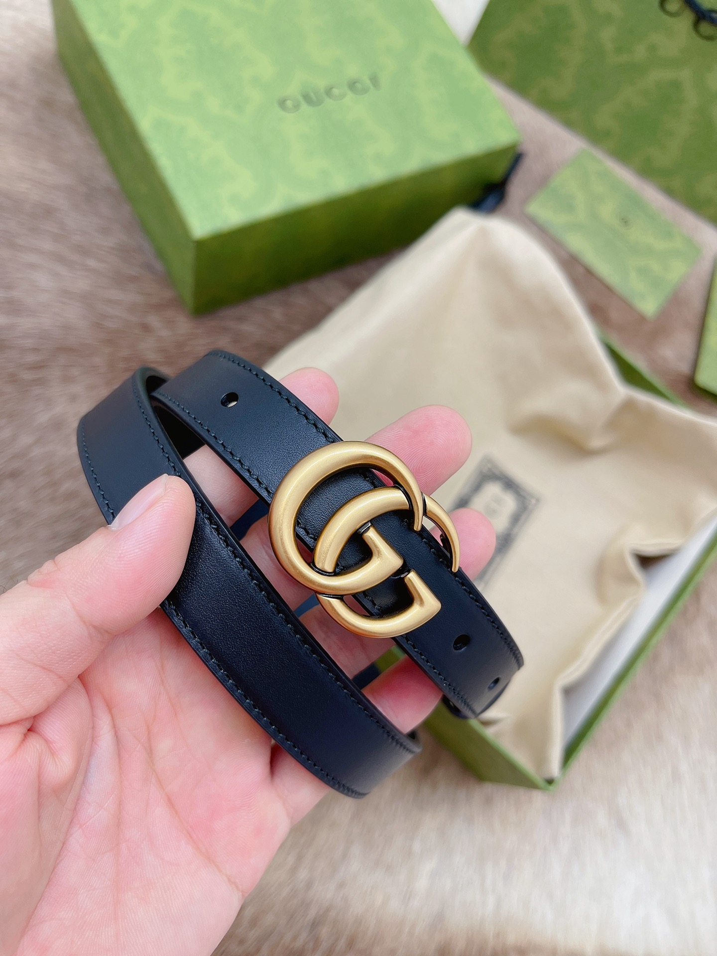 G.ucci 双G专柜货 2.0cm 正版开模  贸易公司货出口意大利 百分百意大利原厂小牛皮 皮质细腻带原厂香味  正品五金经3层真空电镀 纯手工订制 原单品质 出入专柜毫无压力 高端商务休闲款 简约百搭 P160