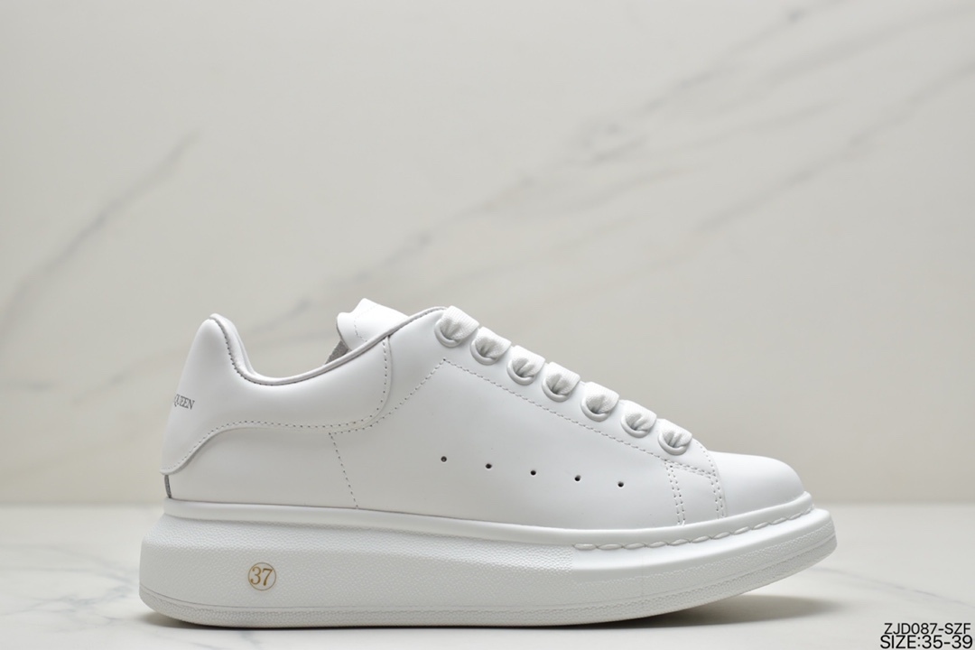 260 意大利高奢品牌Alexander McQueen亚历山大·麦昆 Sole Leather Sneakers低帮时装厚底休闲运动小白鞋553770 WHGP790 9063