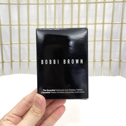 Bobbi Brown The Essential Multicolor Eyeshadow Palette - Fire Cloud Cranberry 1 Bobbi Brown The Essential Multicolor Eyeshadow Palette - Fire Cloud Cranberry