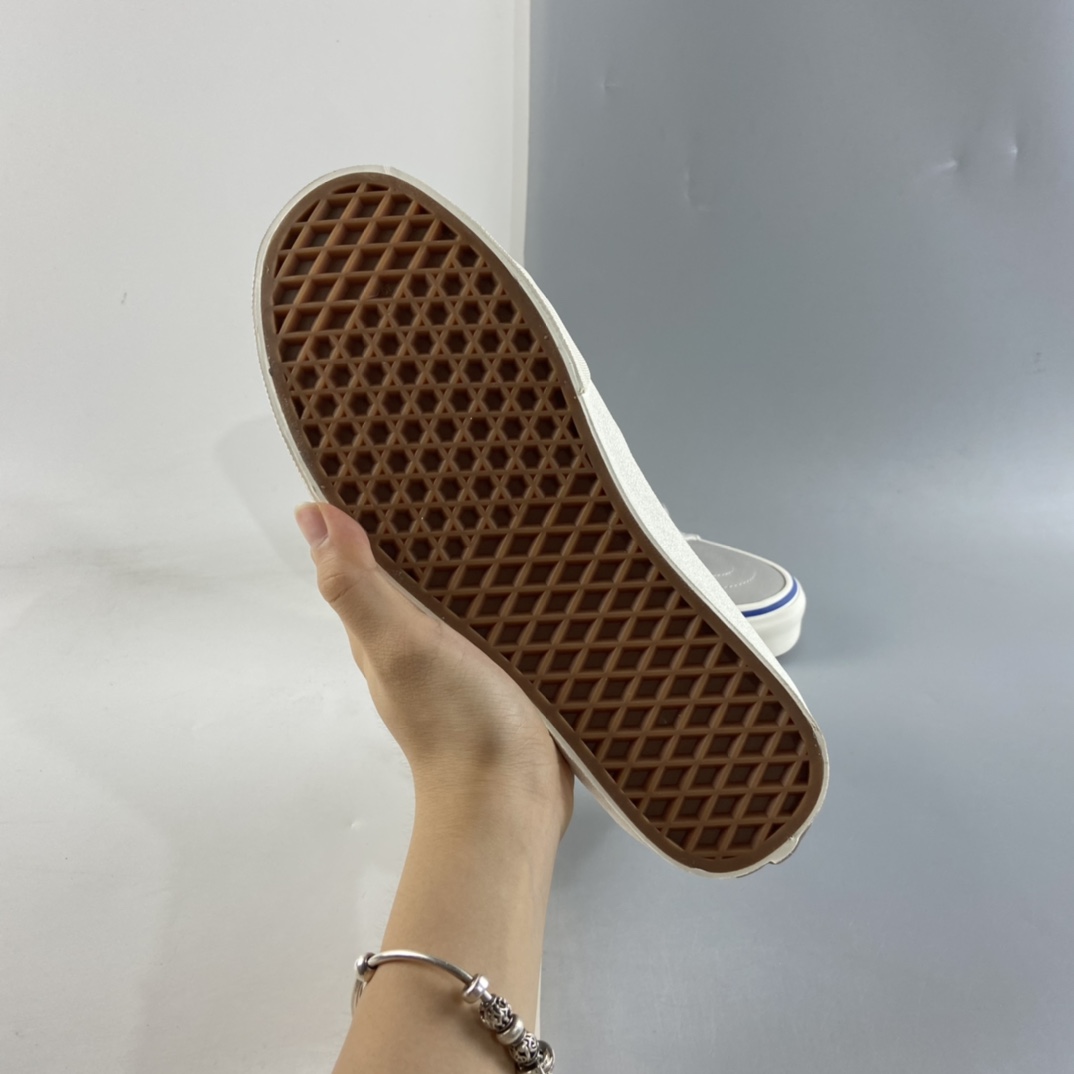 P150  Vans Sk8-Hi Slim 范斯官方侧边条纹高帮轻薄帆布高帮板鞋 VN0A4U164U4