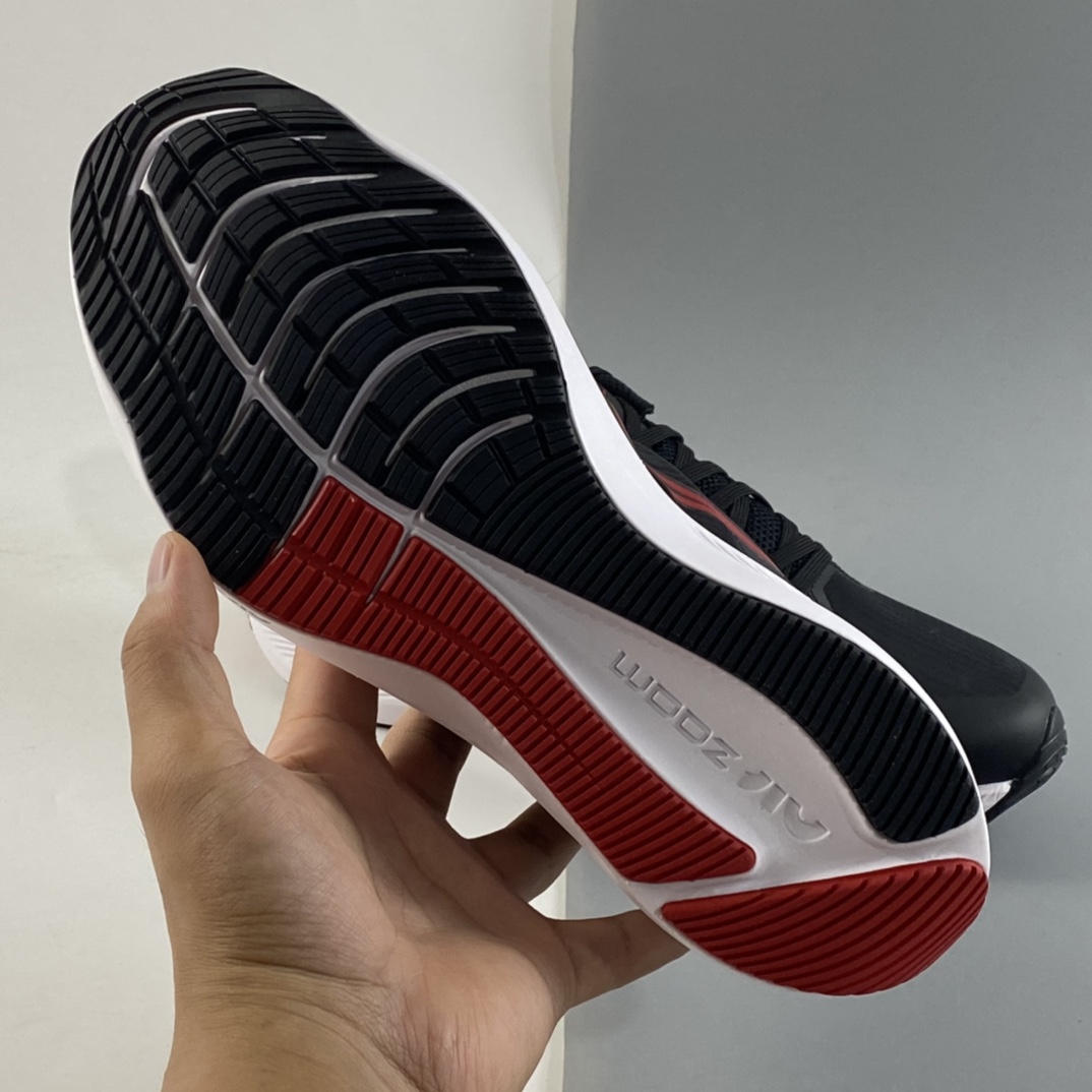 P180   NIKE Zoom Winflo 8 登月新款运动休闲缓震跑步鞋 CW3419-003