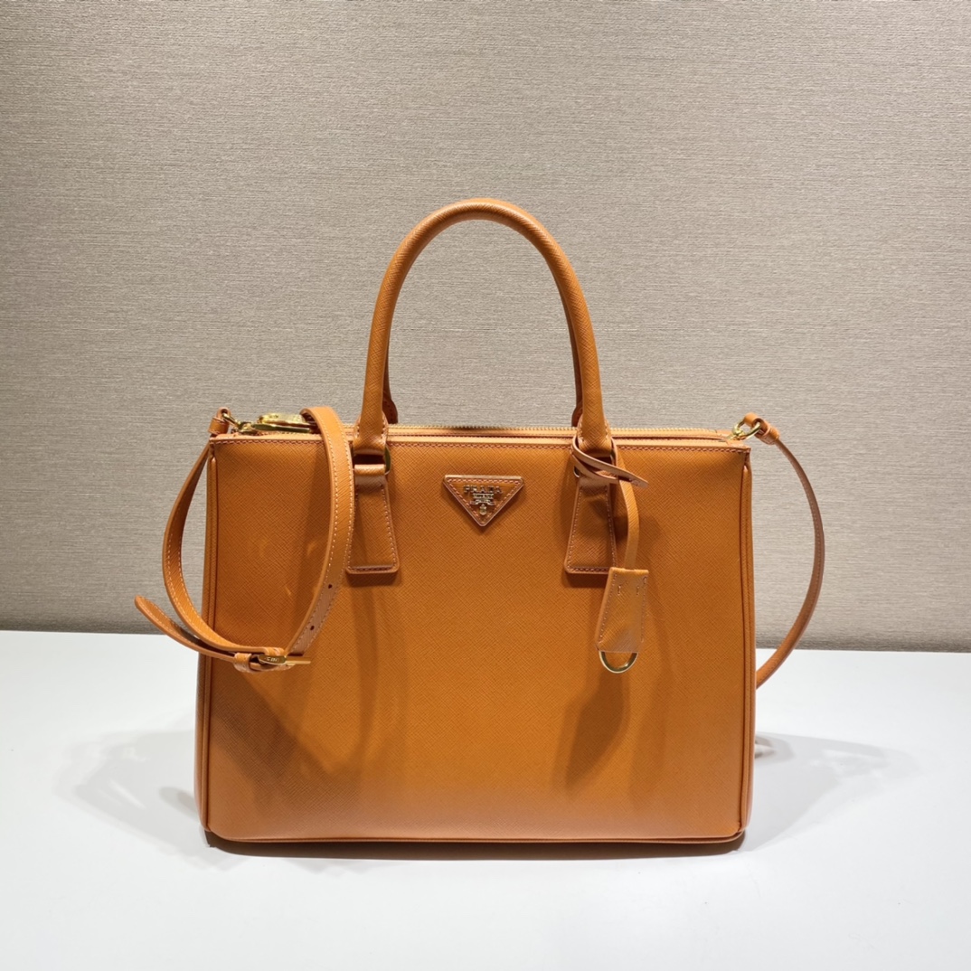 Prada Galleria Handbags Clutches & Pouch Bags Cowhide