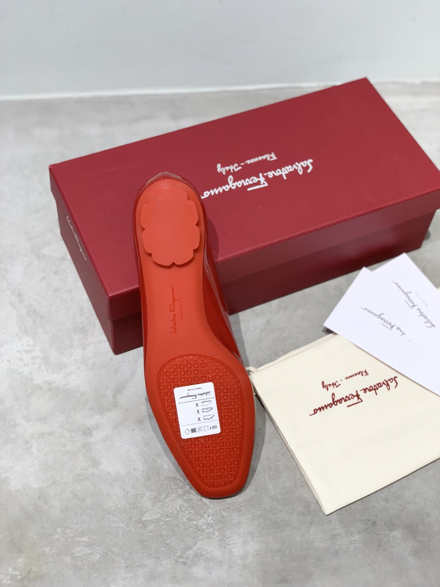Factory Price: $600 Creamware Shoes with Imported Materials, Various Sizes Available - 图片 9