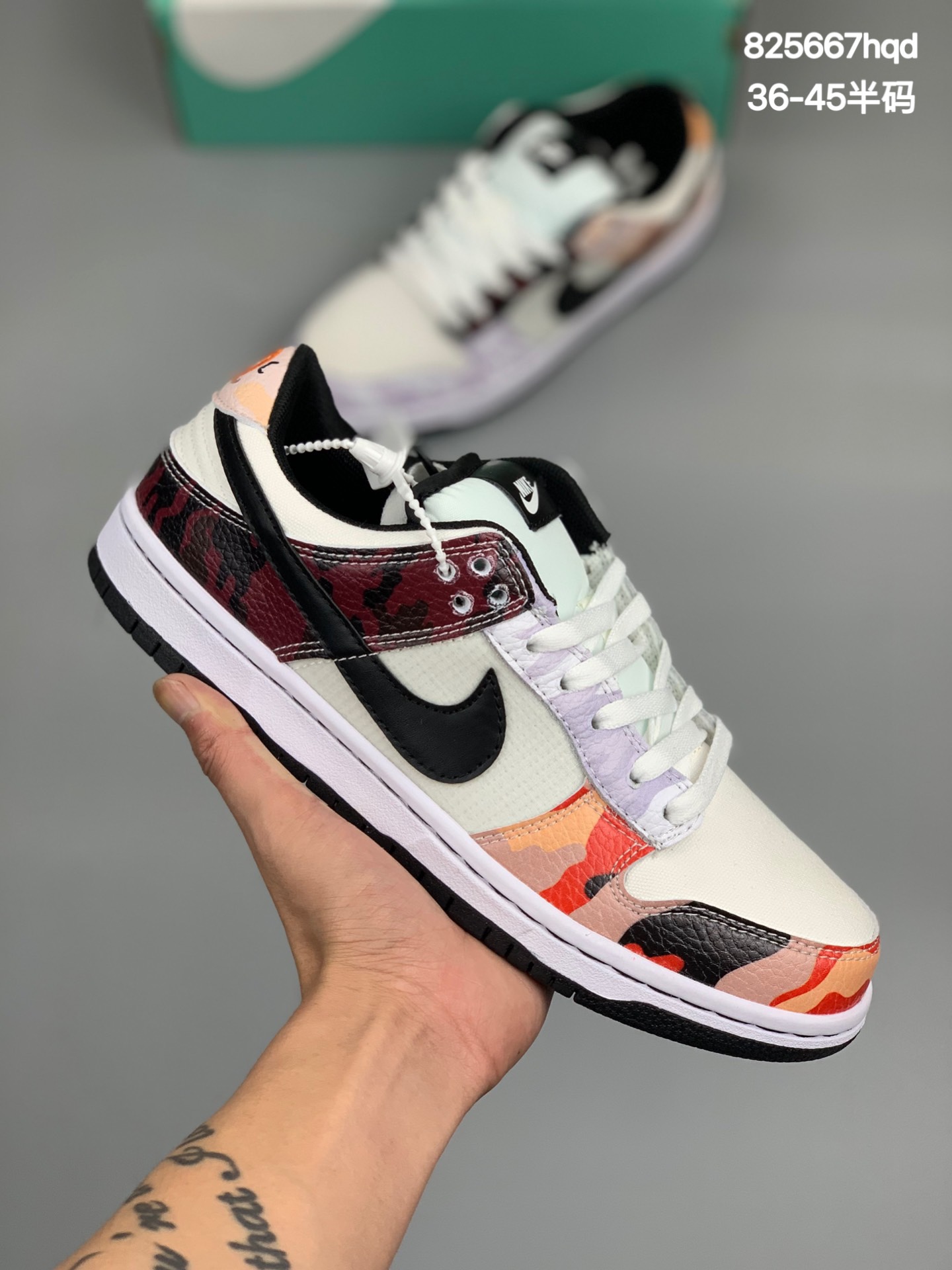 
耐克UNDEFEATED x NIKE DUNK LOW 重磅联名 复古低帮休闲运动滑板板鞋 采用脚感柔软舒适ZoomAir气垫 有效吸收滑板等极限运动在落地时带来的冲击力 为街头运动者们提供更好的保护 货号:DH3061-200 
尺码:36 36.5 37.5 38 38.5 39 40 41 42 42.5 43 44 44.5 45 
编码：825667hqd