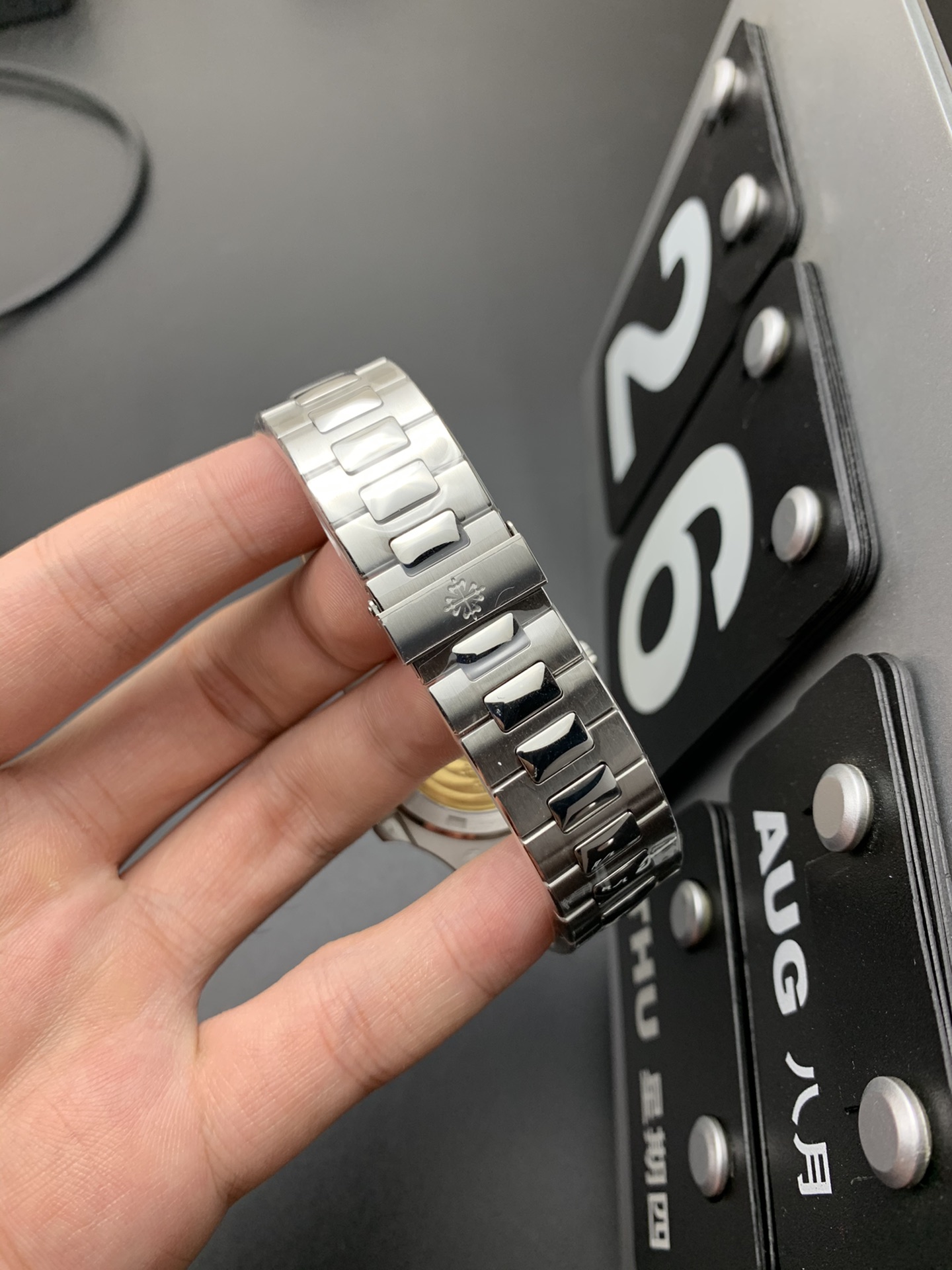 Patek Philippe 鹦鹉螺四十周年
