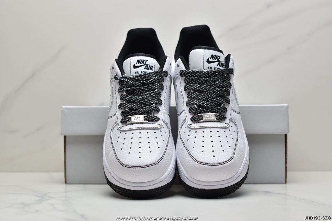 190 Air Force 1 ’07 黑白反光缝线 原楦头原纸板 纯正空军板鞋CN2896-104-莆田鞋,莆田鞋货源,高仿鞋,高仿鞋货源,安福档口,莆田高仿鞋,莆田鞋批发,高仿鞋批发,莆田高仿运动鞋,高仿运动鞋,莆田运动鞋 190 Air Force 1 ’07 黑白反光缝线 原楦头原纸板 纯正空军板鞋CN2896-104