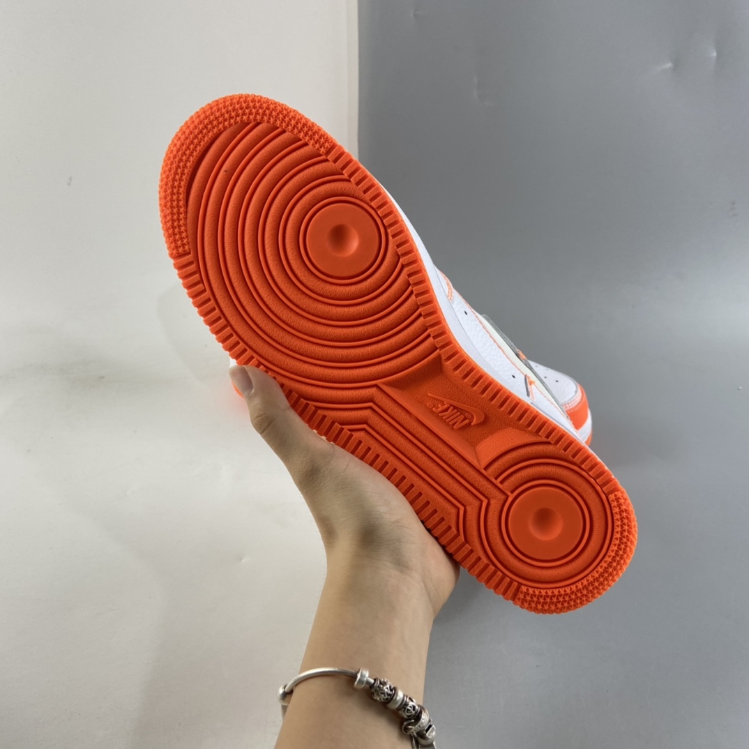 P220  NIKE Air Force 1 Premium “Mirinda Orange”空军一号典经板鞋“美年达” CV3039-103