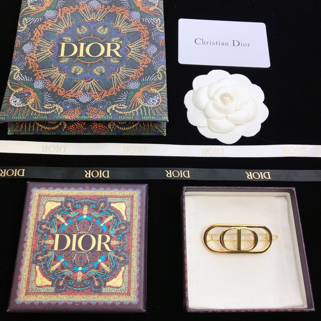 New Cash Today: Dior Collection with Multiple Styles and Designs Available - 图片 4