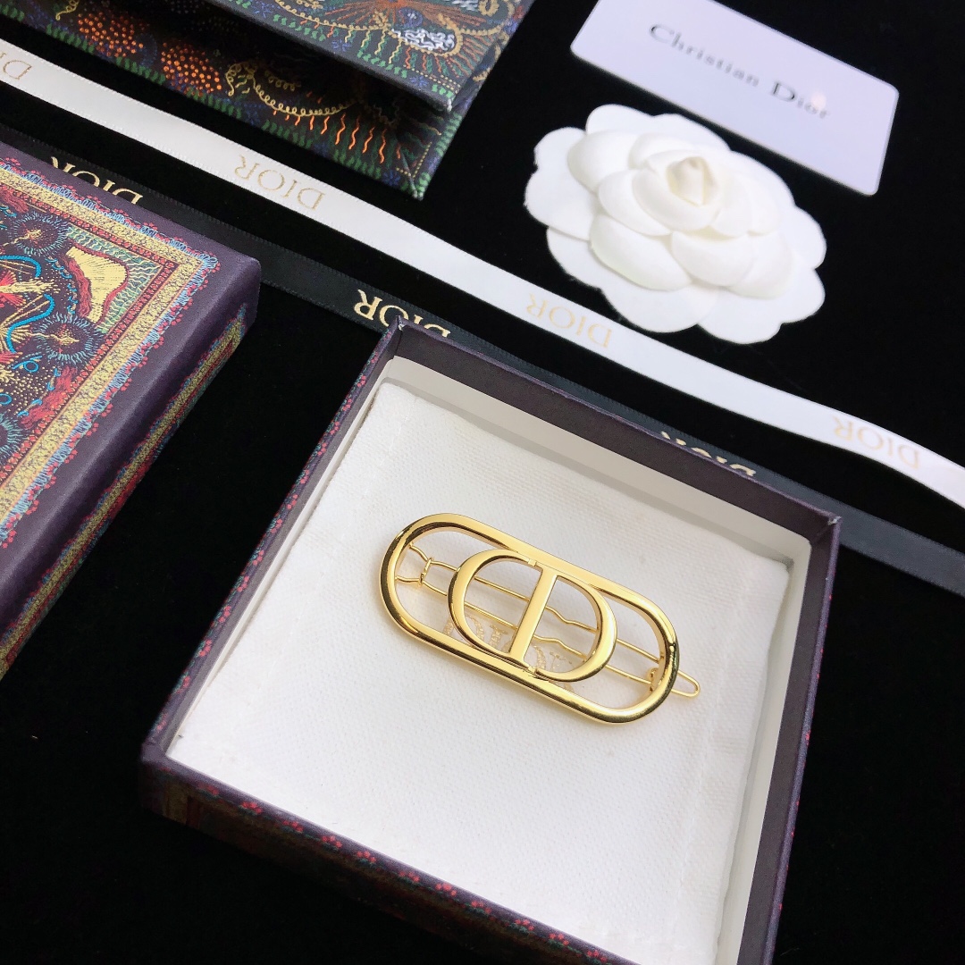 New Cash Today: Dior Collection with Multiple Styles and Designs Available - 图片 6