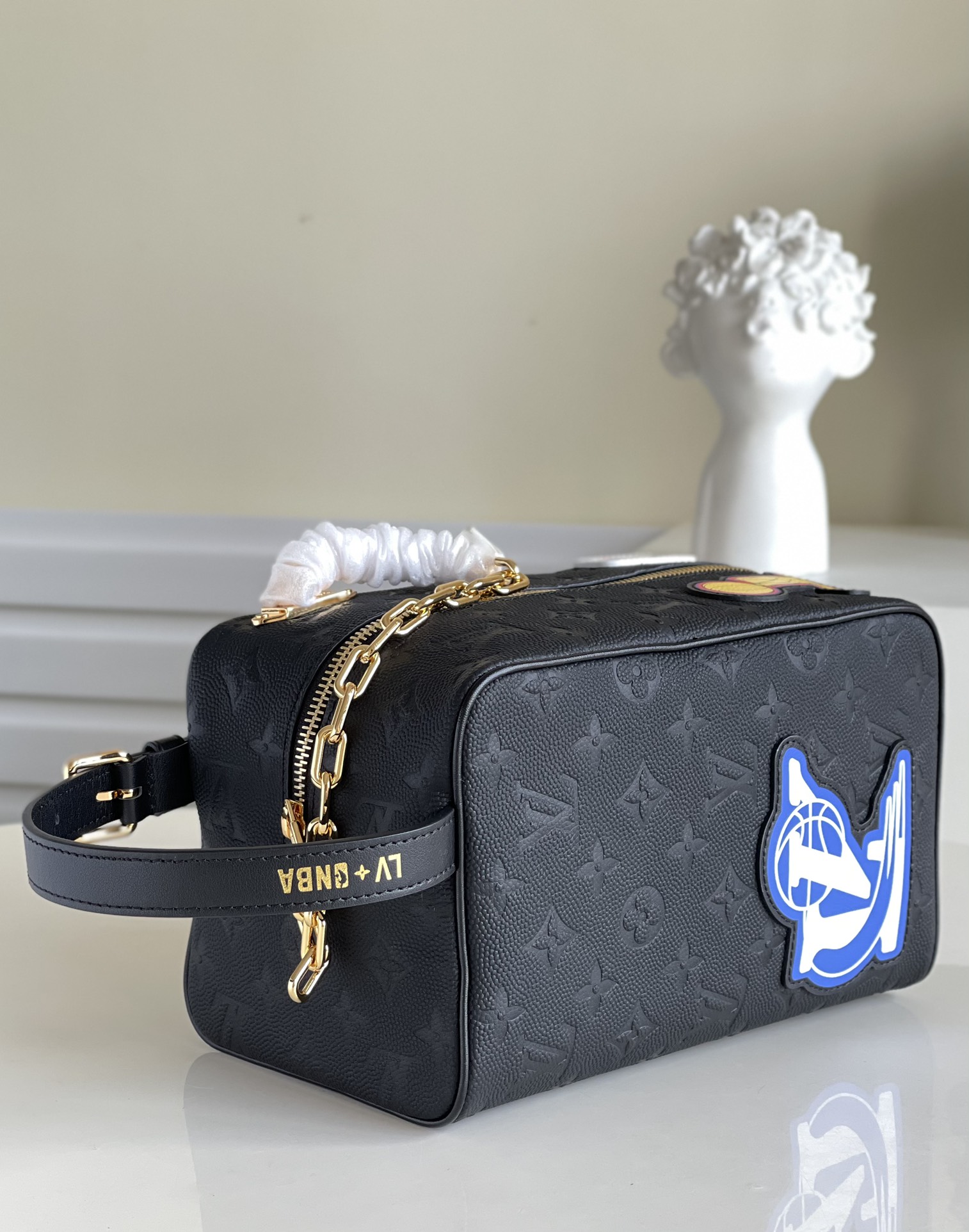 Louis Vuitton Haute Couture Classic Luxury Handbag Shoulder Crossbody 6