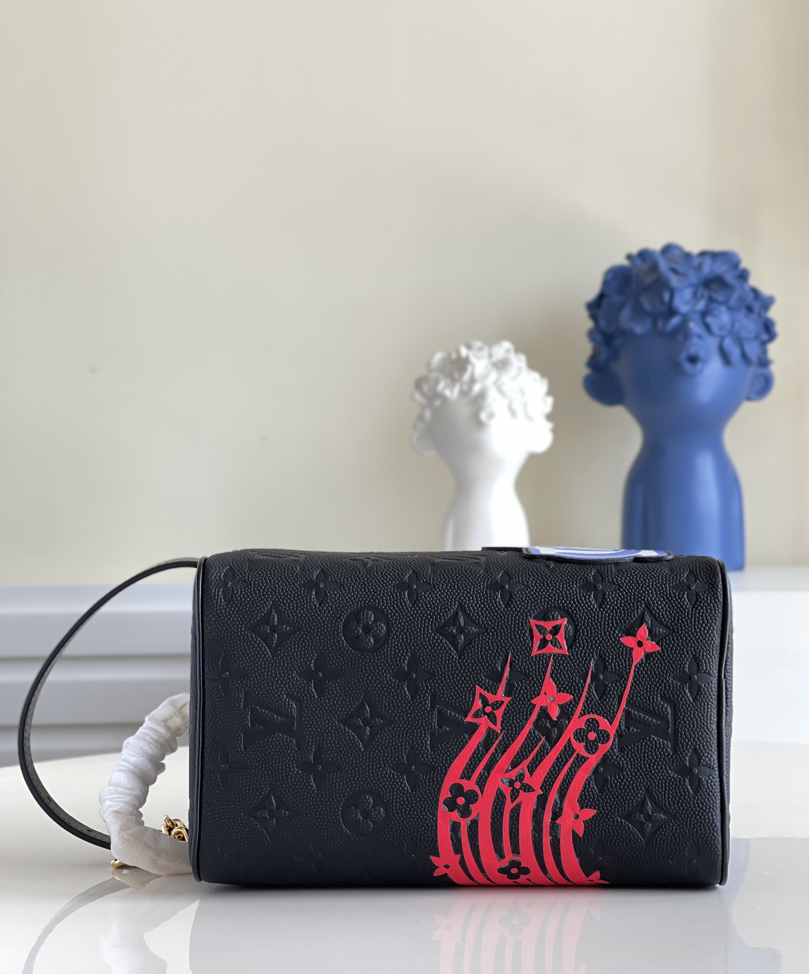 Louis Vuitton Haute Couture Classic Luxury Handbag Shoulder Crossbody 3