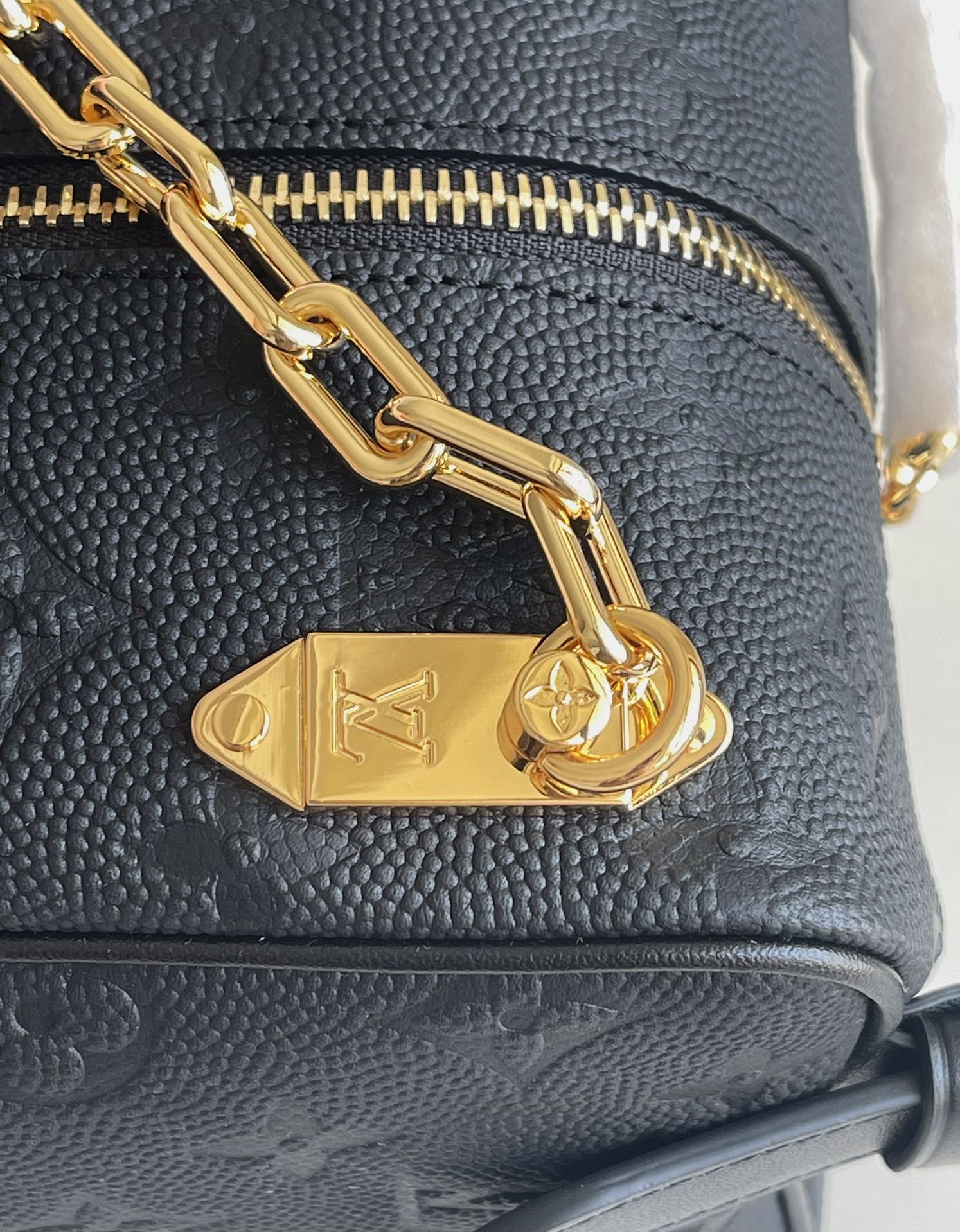 Louis Vuitton Haute Couture Classic Luxury Handbag Shoulder Crossbody 7