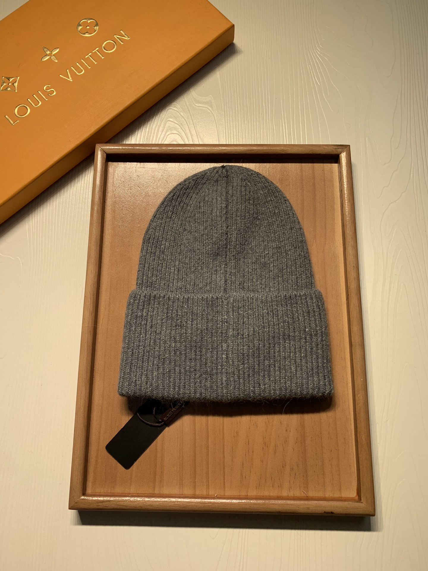 🌹。L家。【羊毛单帽】客供小羊毛！珍贵典藏的灵魂帽子！客供色纱.每个颜色都非常好看！经典！手感软腻.70