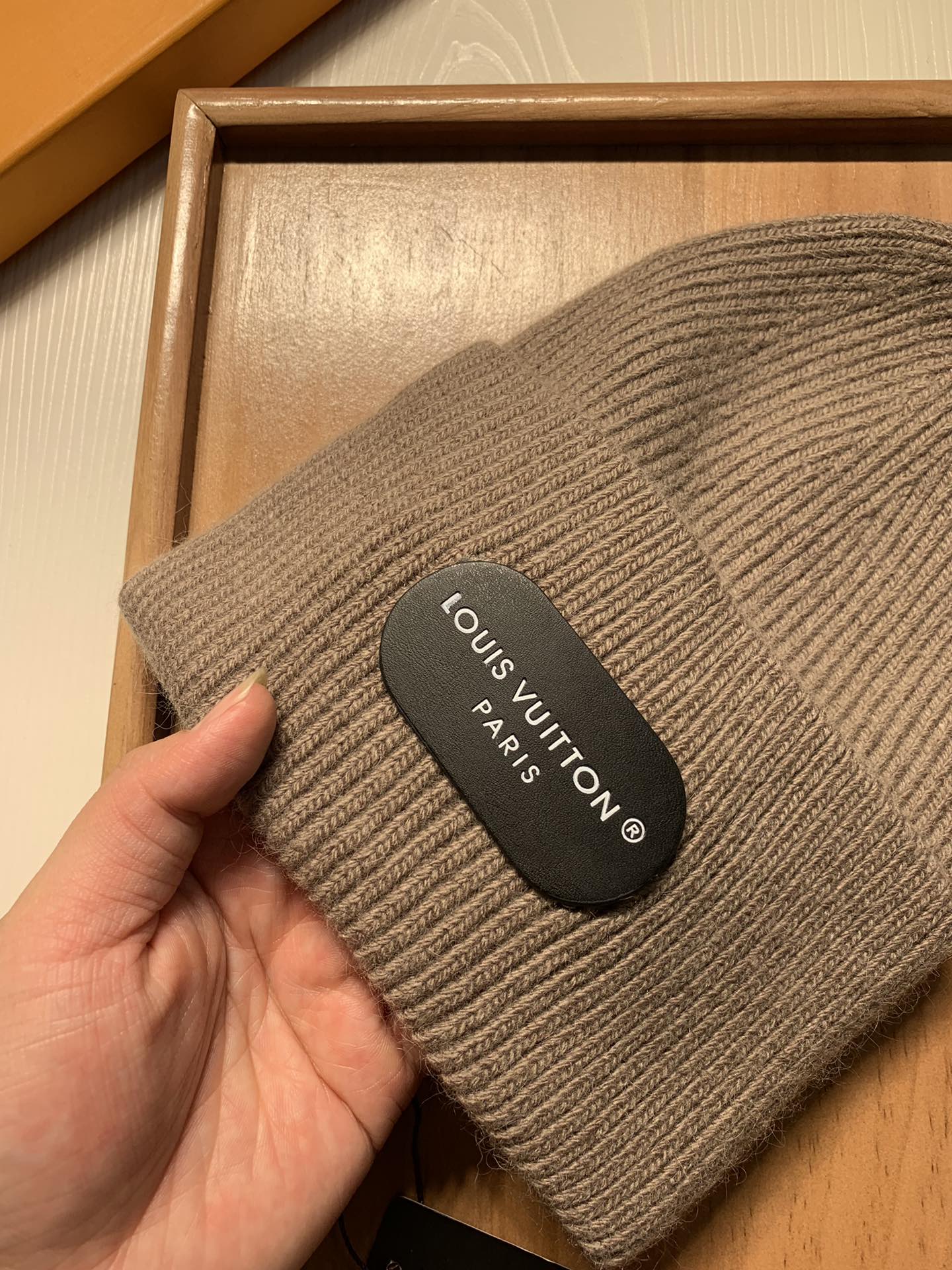 🌹。L家。【羊毛单帽】客供小羊毛！珍贵典藏的灵魂帽子！客供色纱.每个颜色都非常好看！经典！手感软腻.70