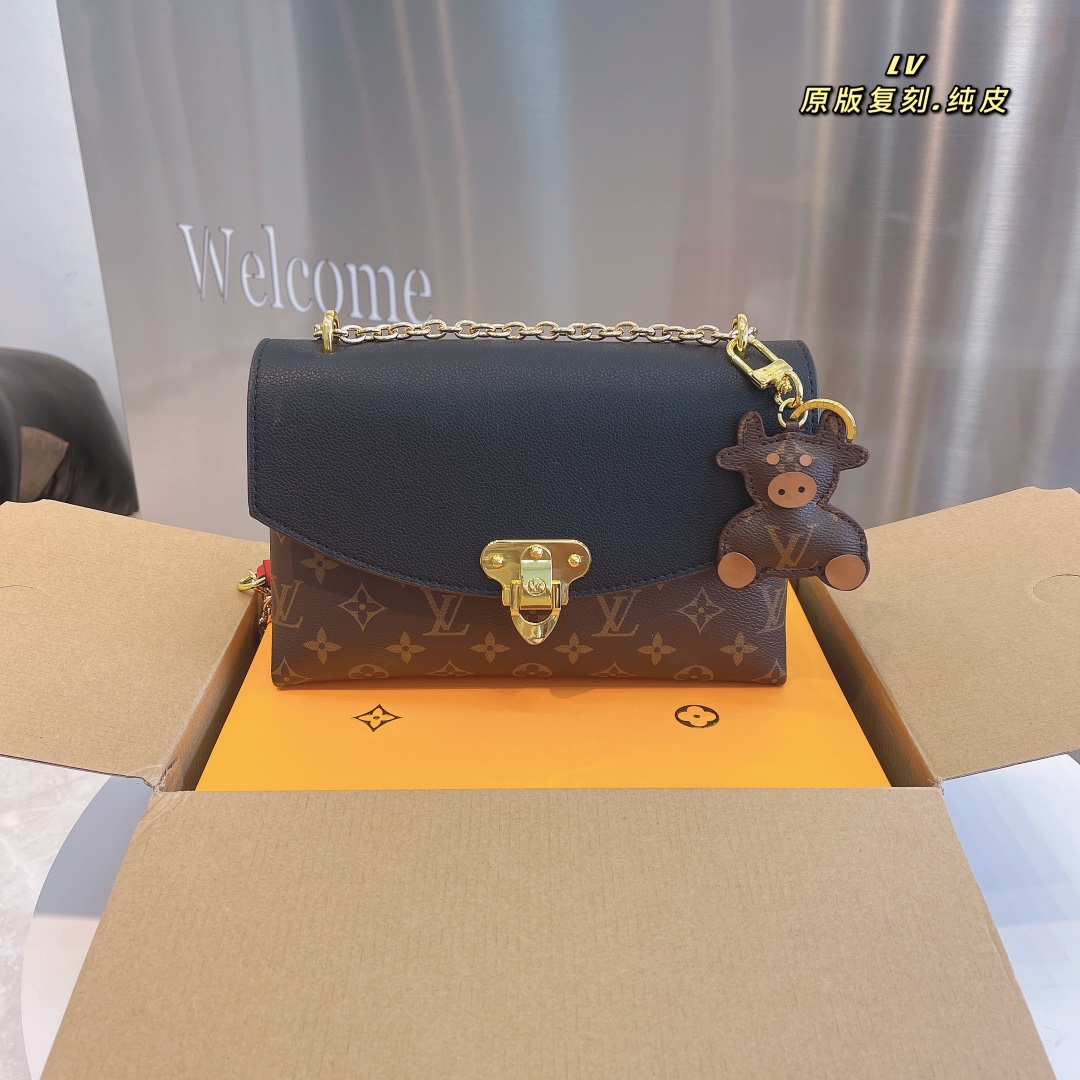 Take real photos before delivery.Do you like LV bags？#yupoo #lvbags #y
