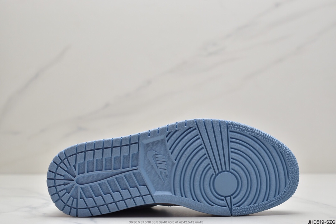 190 Nike Wmns Air Jordan 1 Low”Wmns Air Jordan 1 Low”White Wolf Grey”AJ1乔丹一代DC0774-050
