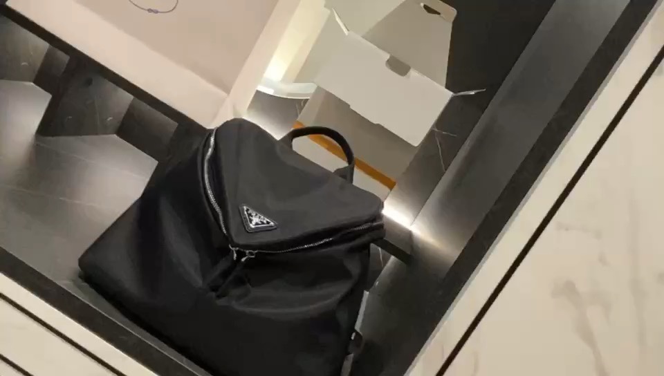 Prada bags online yupoo