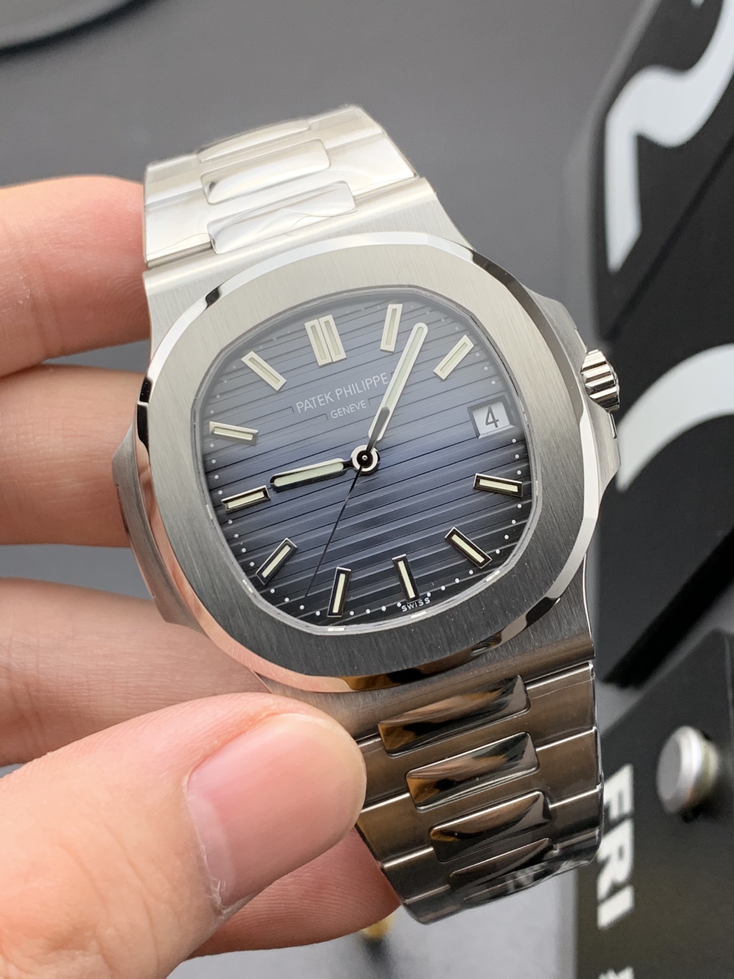 Patek Philippe PPF 蓝灰鹦鹉螺