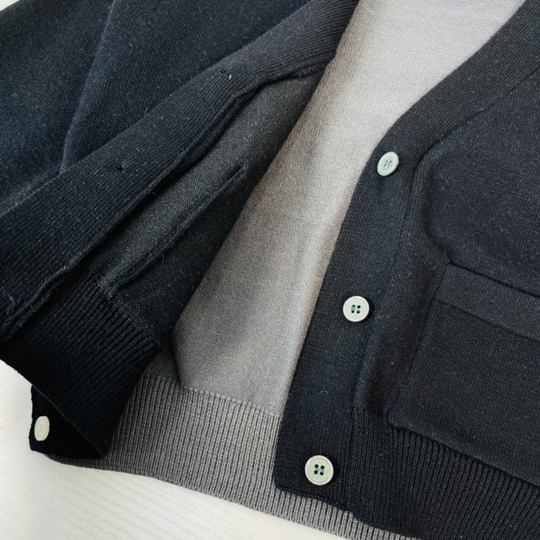 “THO* BROWNE Sam Ronny 2021 Sweater Suit: Hottest Designer Brand with Classic TB Style” - 图片 7