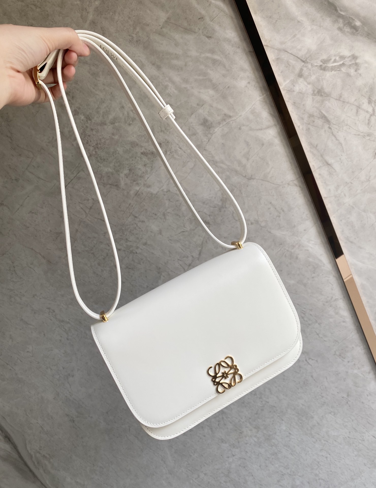 LOEWE罗意威 最新款Goya Bag 小号白色0666