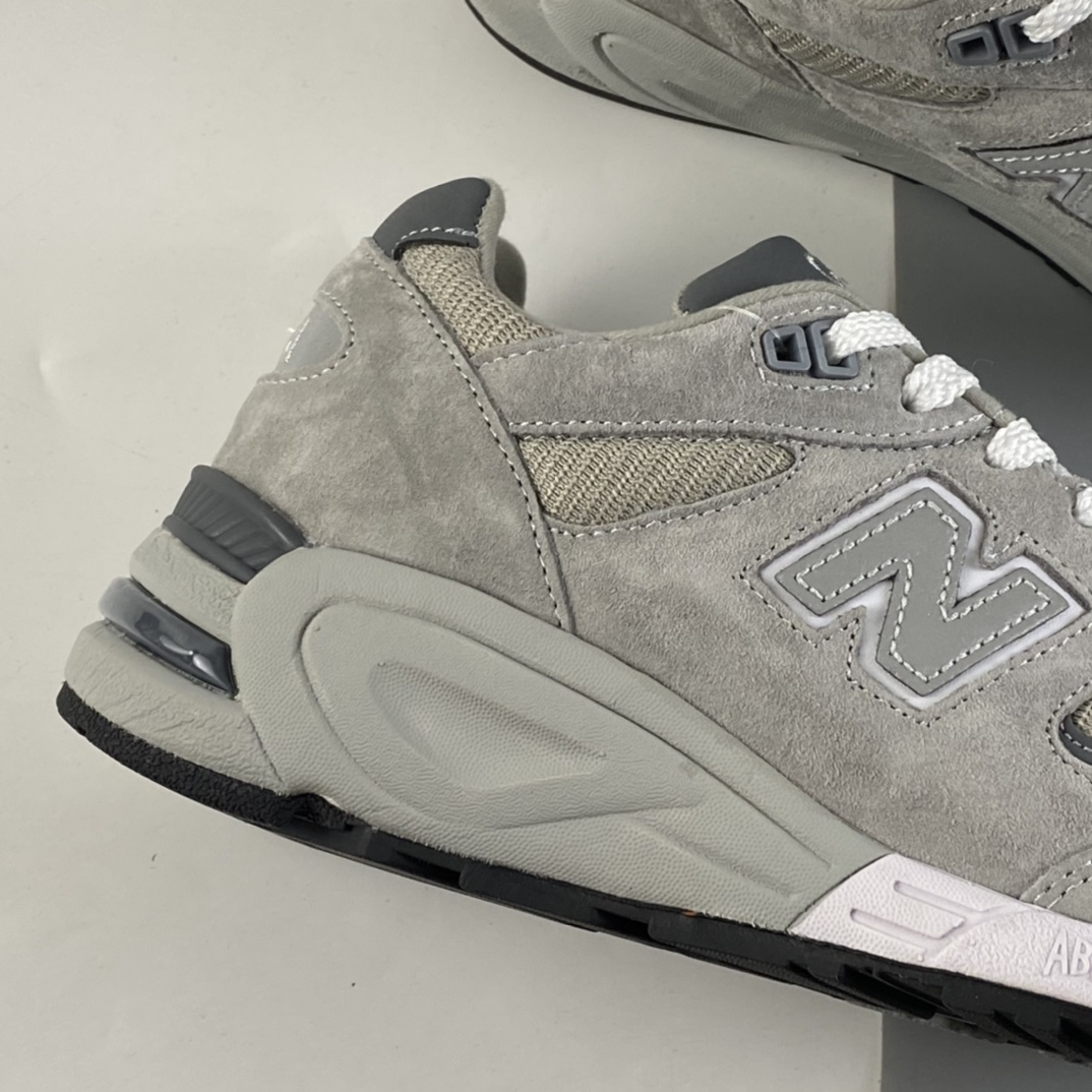 P160  New Balance 990 元祖灰 高端美产系列经典复古休闲运动慢跑鞋 W990GR2