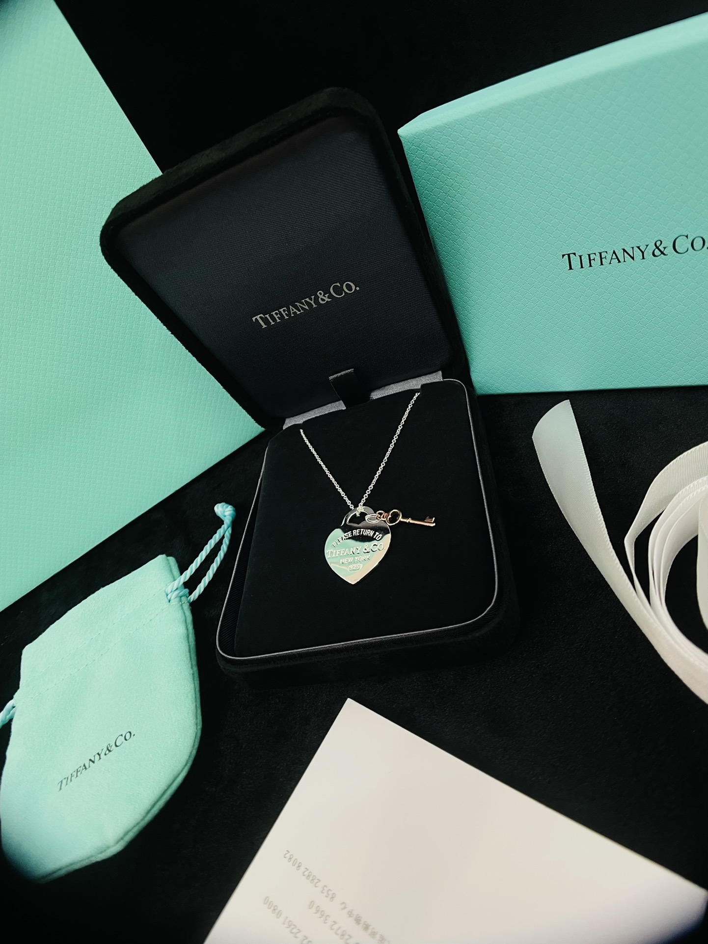 Tiffany&Co.蒂芙尼

Tiaffany&co/项链~爱心、锁、钥匙

几平天天都带足以代表对它的喜欢，