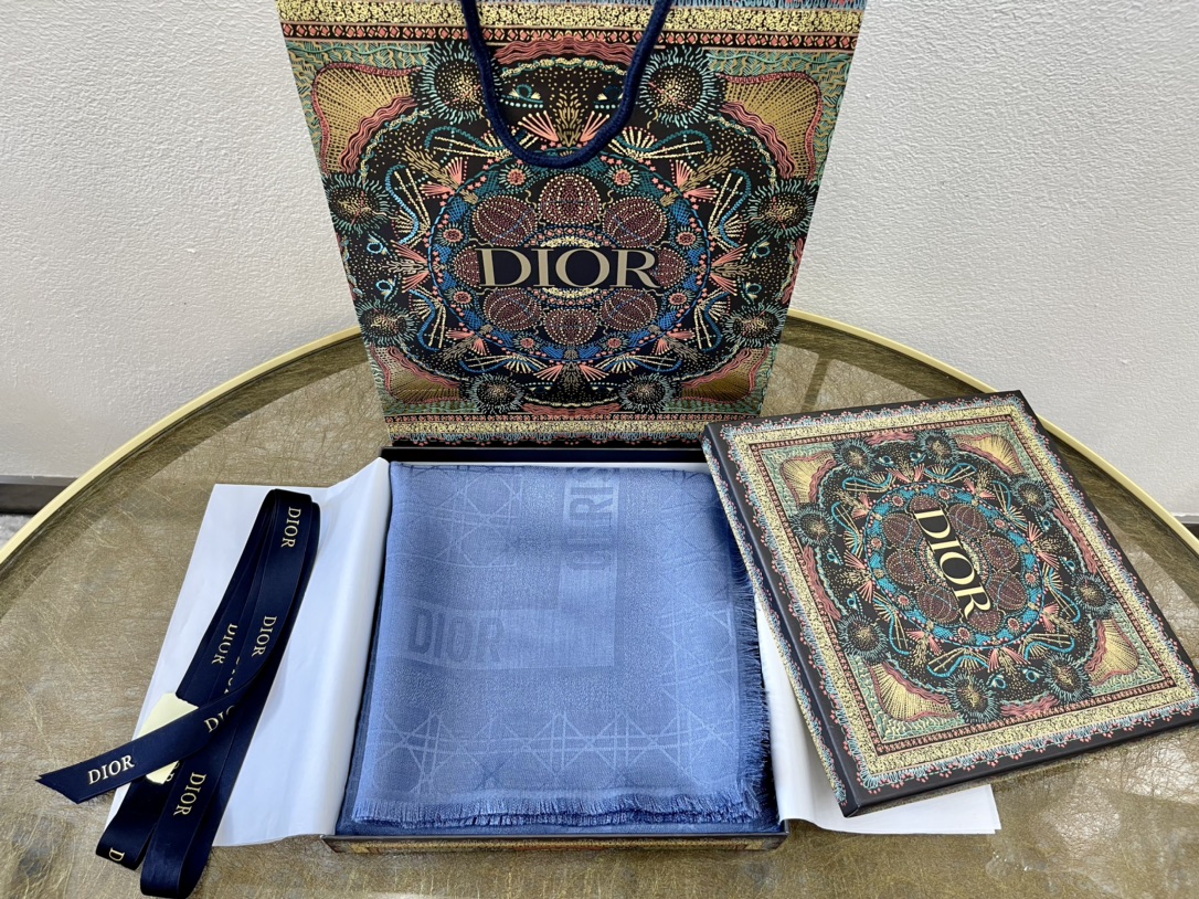 Dior迪奥经典藤格纹图案围巾04CAL140I630_C019