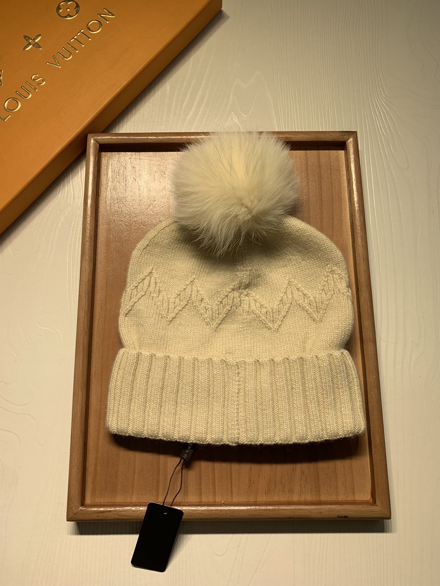 🌹。L家。 【羊毛单帽-带狐狸毛球】客供小羊毛！珍贵典藏的灵魂帽子！客供色纱.每个颜色都非常好看！经典！