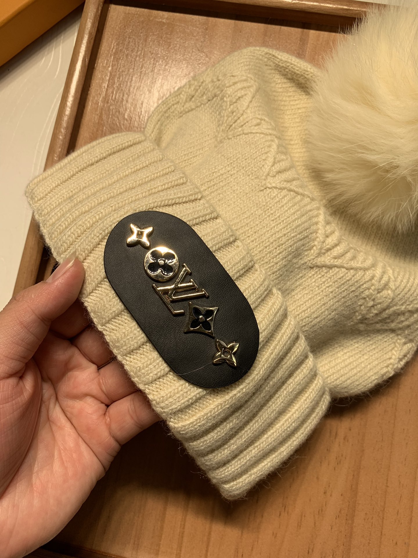 🌹。L家。 【羊毛单帽-带狐狸毛球】客供小羊毛！珍贵典藏的灵魂帽子！客供色纱.每个颜色都非常好看！经典！