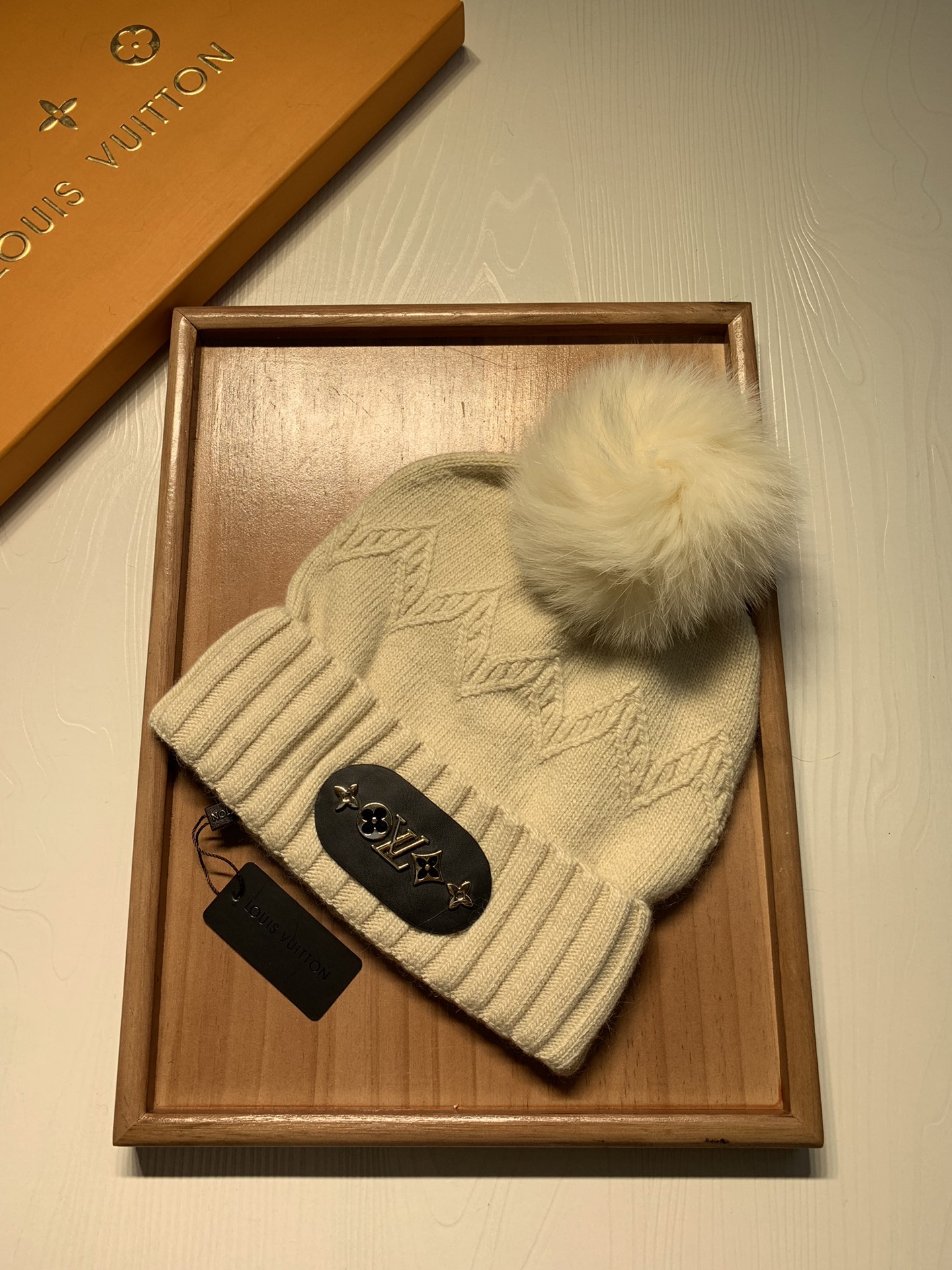 🌹。L家。 【羊毛单帽-带狐狸毛球】客供小羊毛！珍贵典藏的灵魂帽子！客供色纱.每个颜色都非常好看！经典！