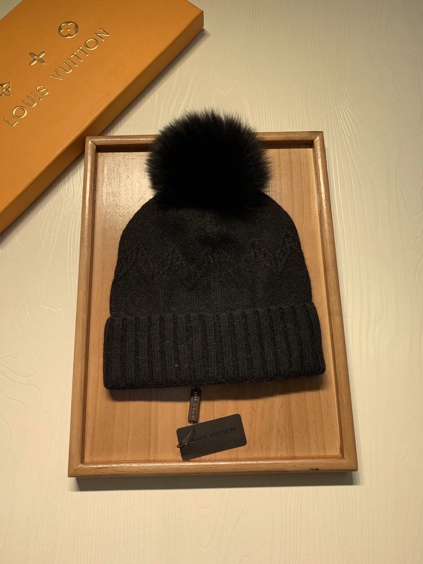 🌹。L家。 【羊毛单帽-带狐狸毛球】客供小羊毛！珍贵典藏的灵魂帽子！客供色纱.每个颜色都非常好看！经典！