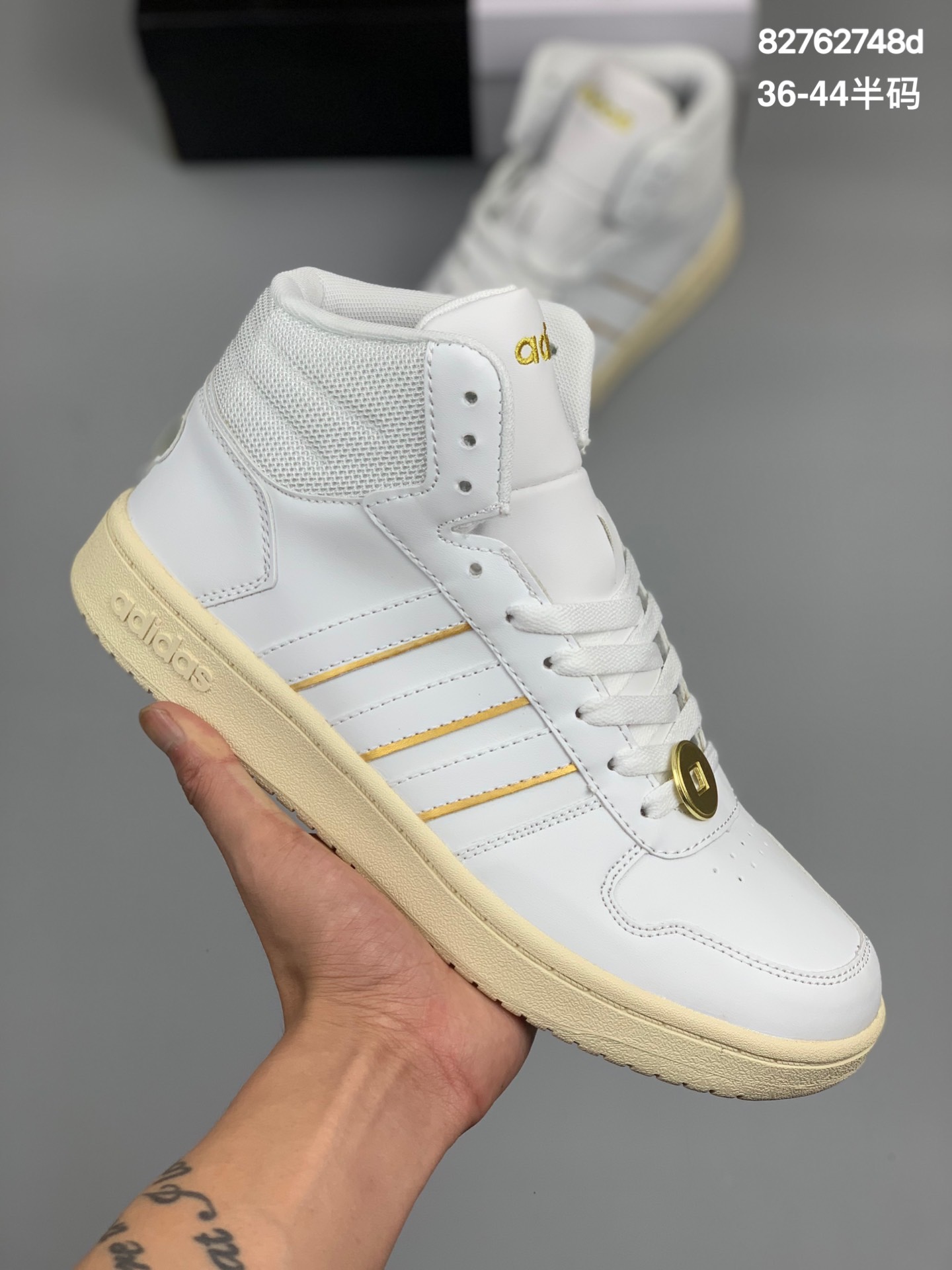 
小红书爆款 阿迪达斯 反光Adidas Entrap Mid 2021春季男女运动休闲鞋板鞋
货号：FV8272
尺码：36 36.5 37 38 38.5 39 40 40.5 41 42 42.5 43 44
编码：82762748d